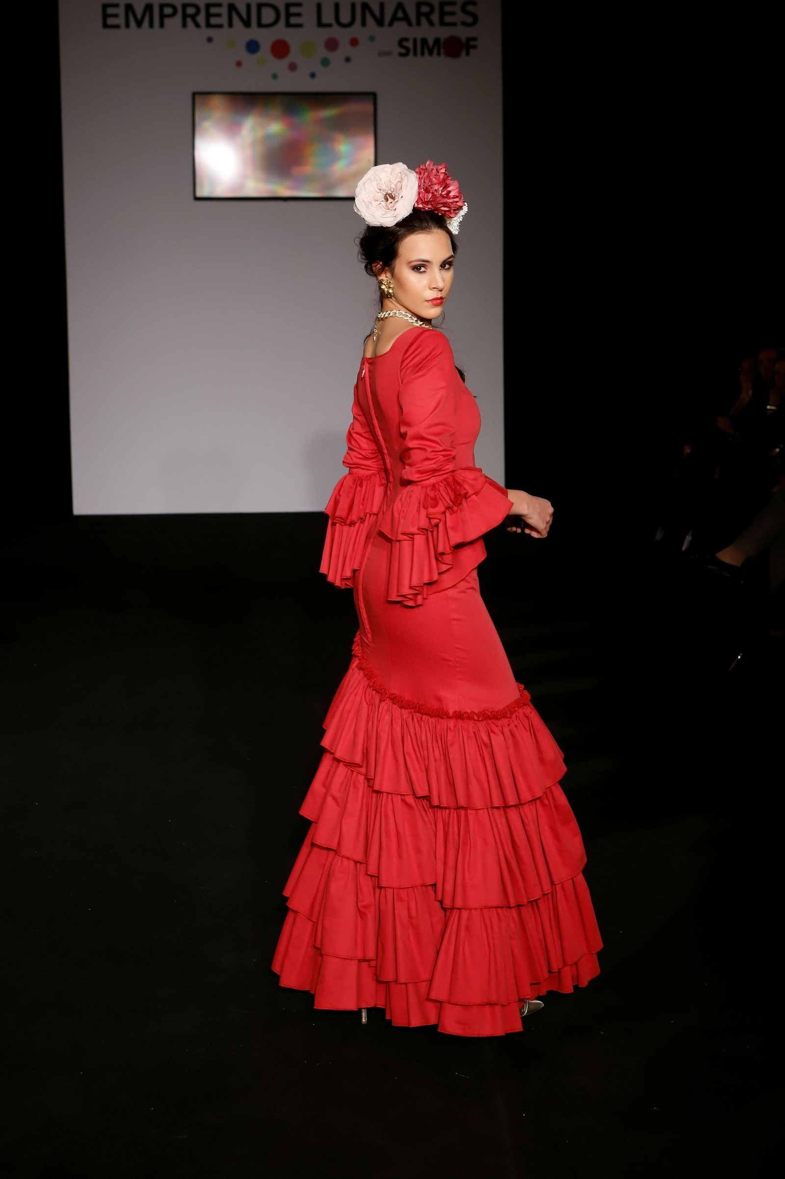Desfile de Gracia Cifuentes en Emprende Lunares 2020