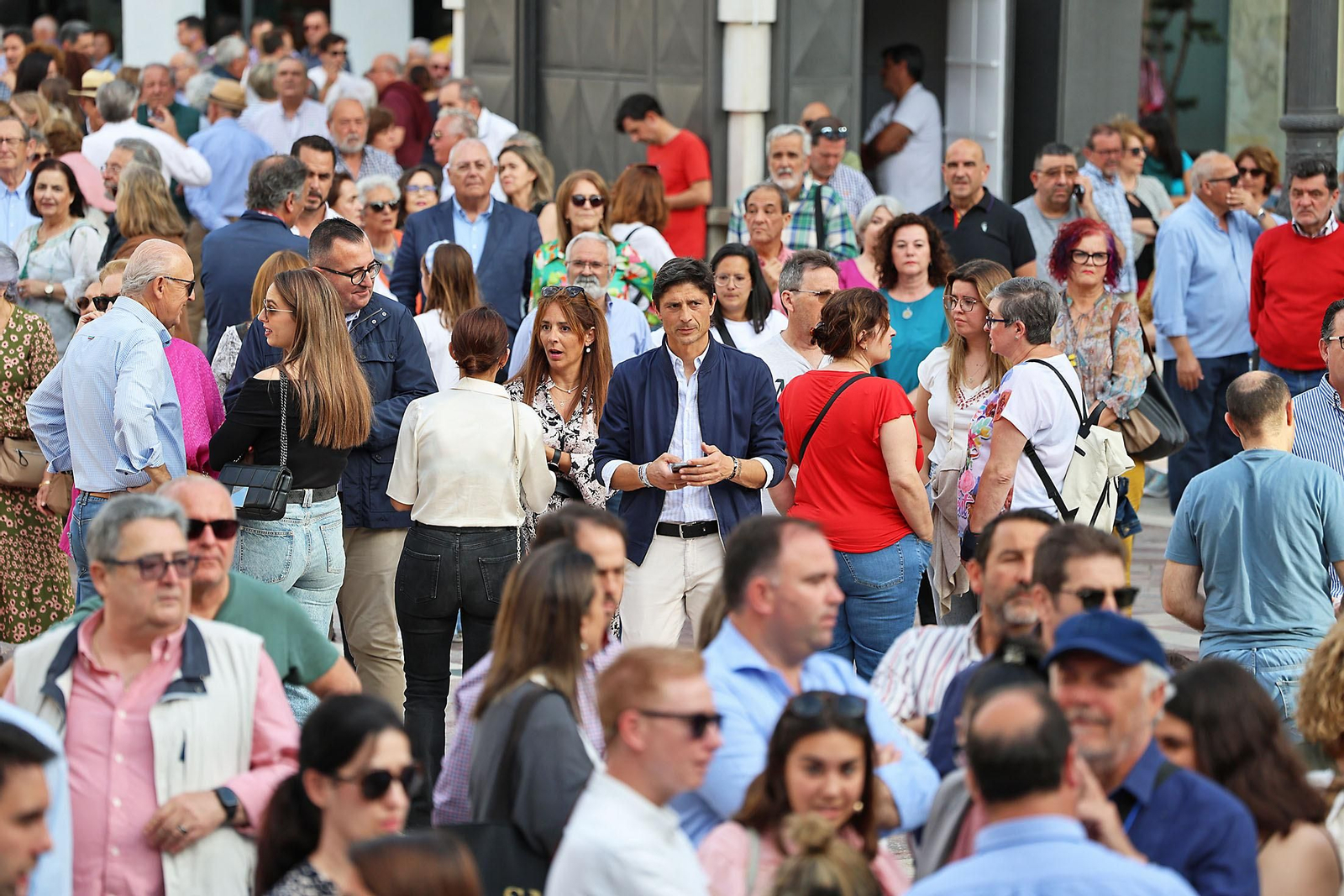 Imágenes de la concentración por las infraestructuras para Huelva