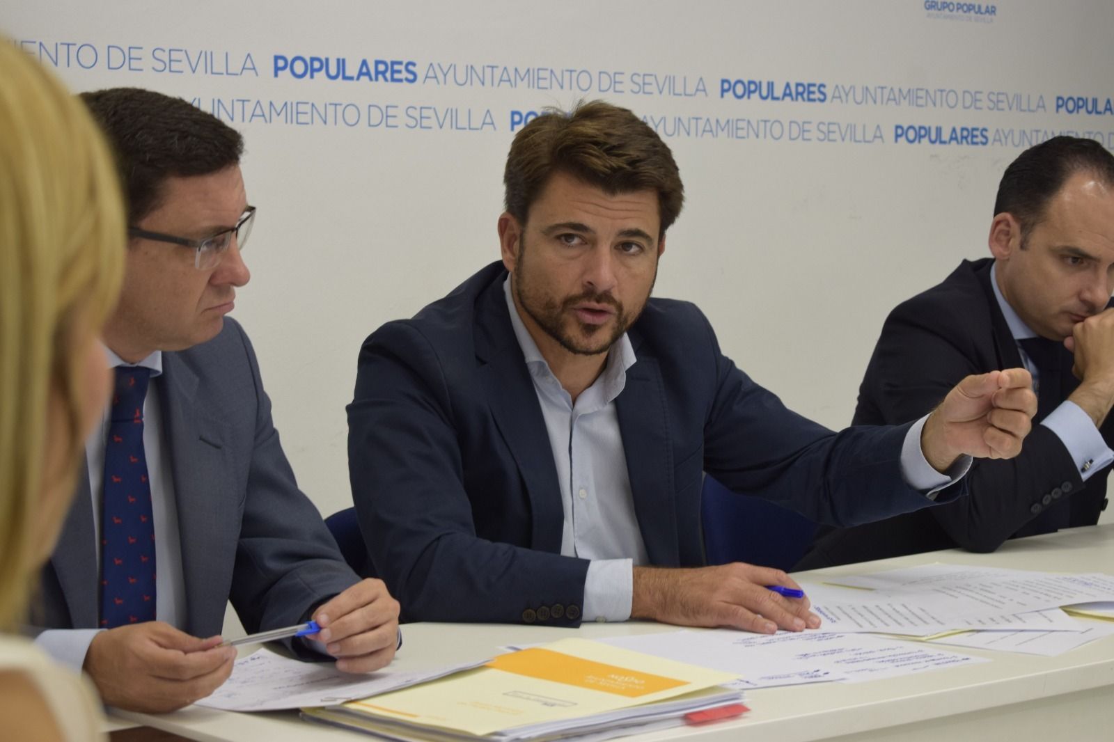 Beltrán Pérez, reunido con el Grupo municipal del PP.