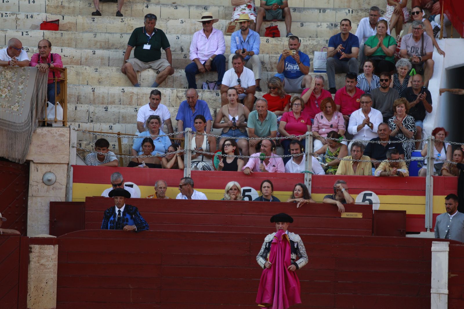 Imágenes de la corrida de toros del jueves en la Feria de Almería 2024