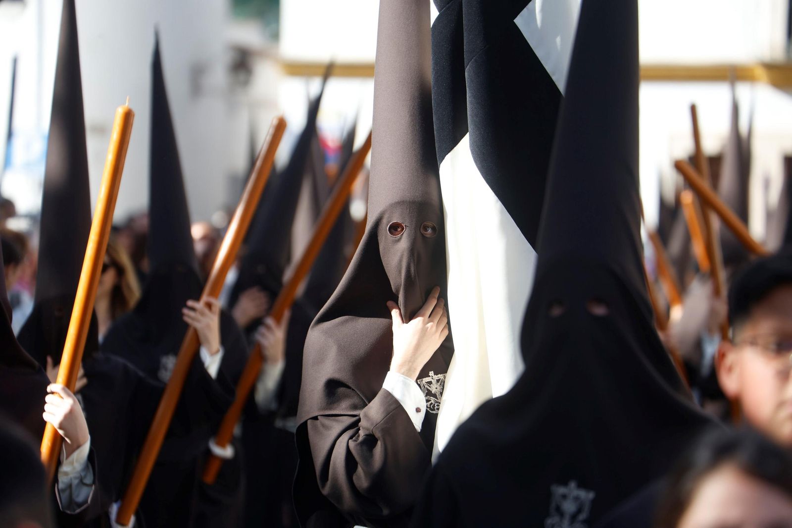 La procesión de la Soledad en este Viernes Santo de Córdoba, en imágenes