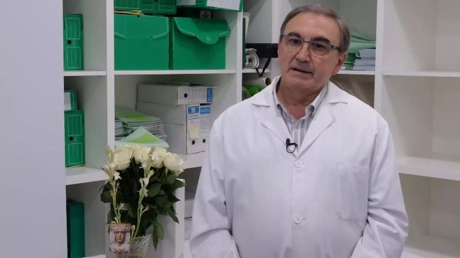 El restaurador Pedro Manzano.