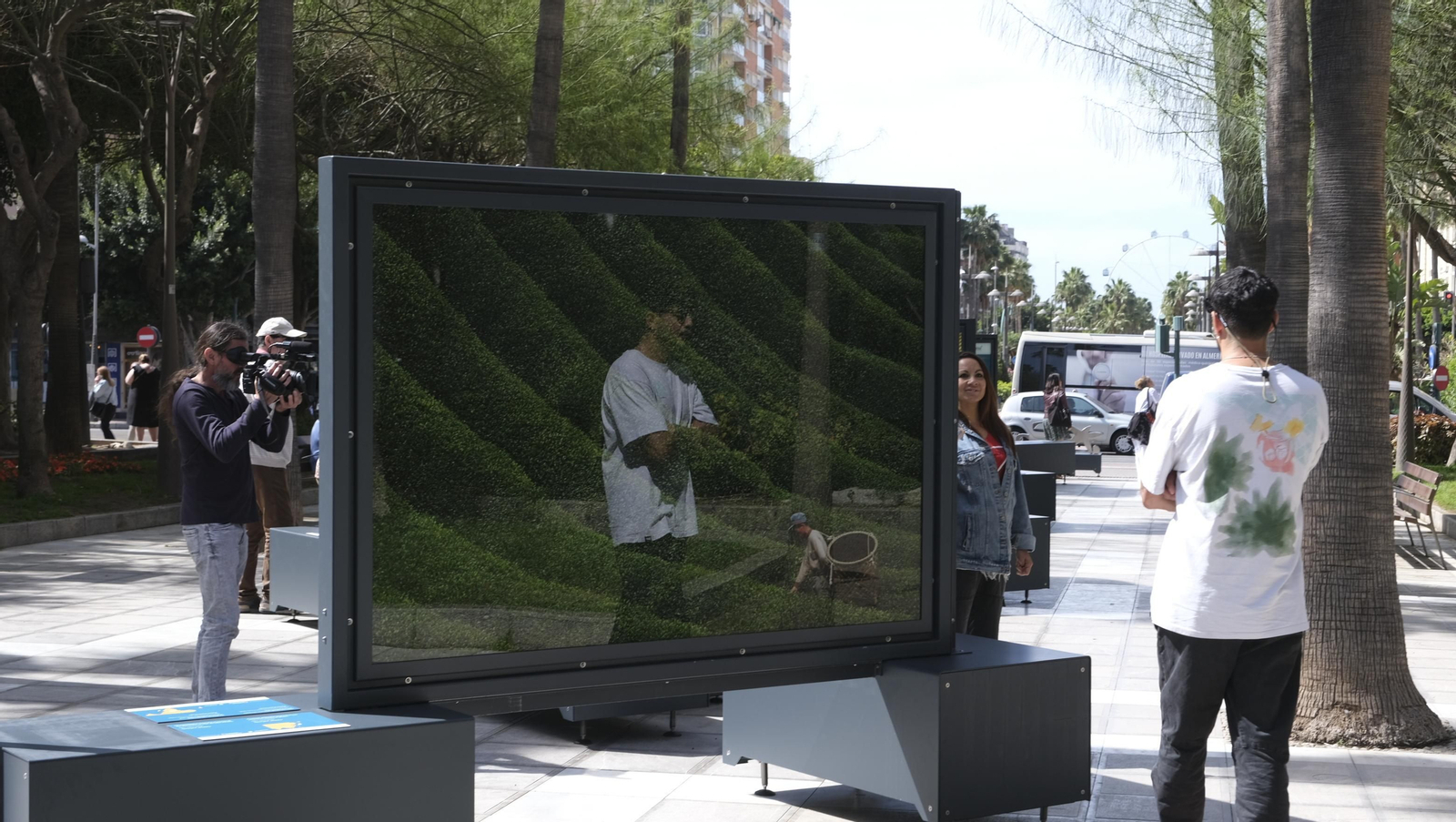 Imágenes de la exposición fotográfica 'Los Colores del Mundo', de la Fundación La Caixa