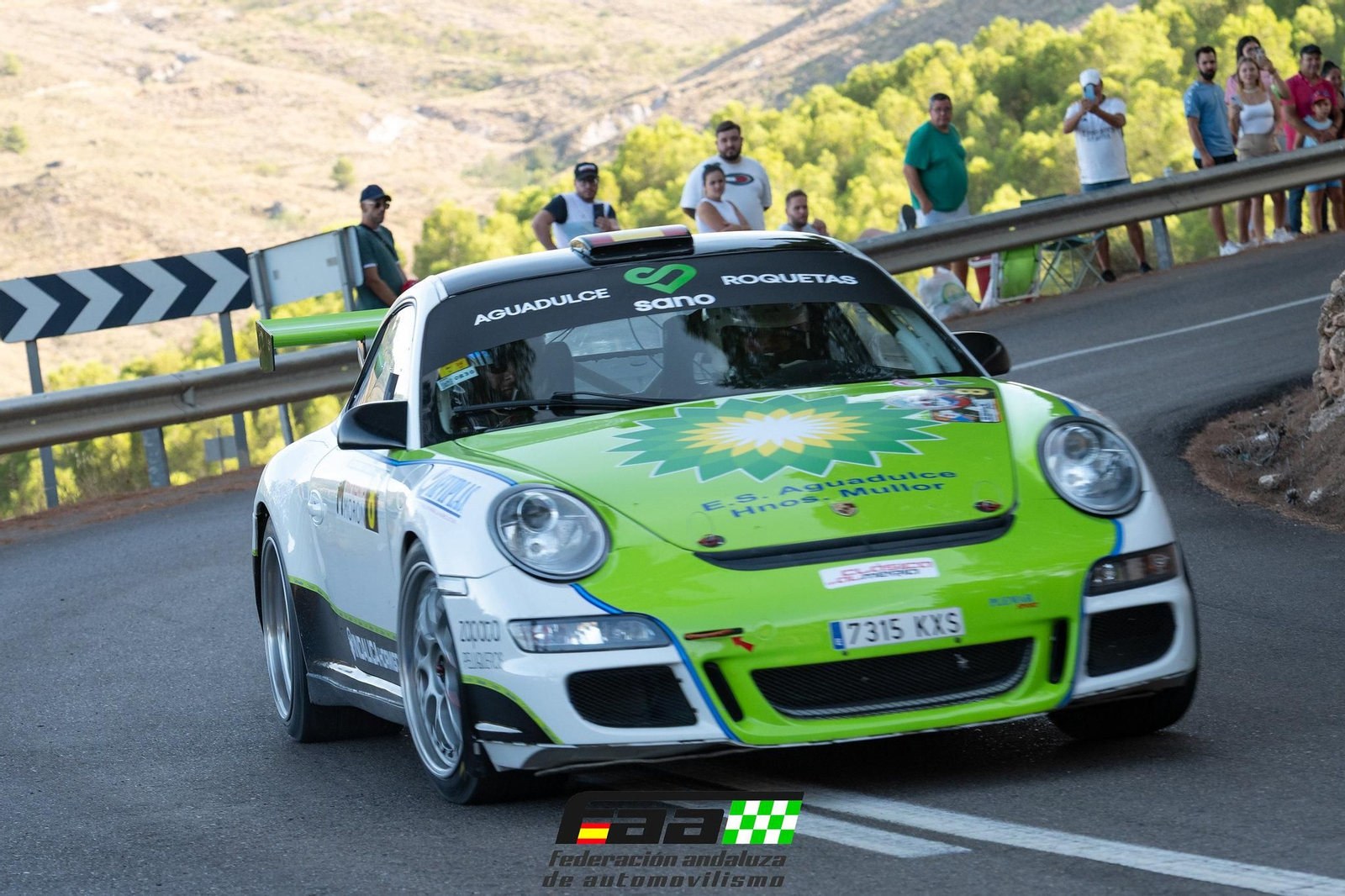 Uno de los vehículos del Automóvil Club de Almería participantes en el Rallycrono Indamóvil Ciudad de Enix.