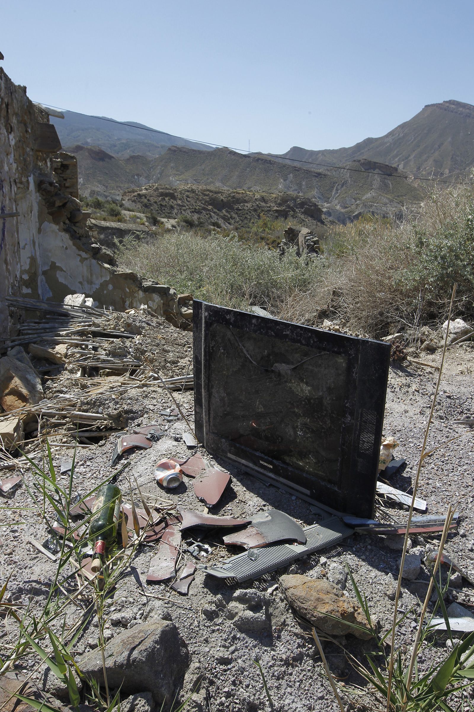 Fotogalería basura en el Desierto de Tabernas