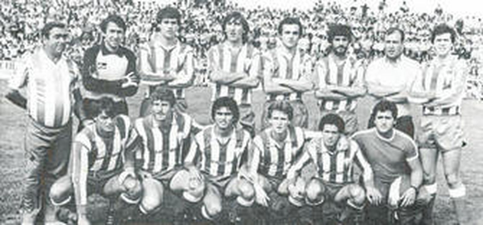 Una alineación del legendario Algeciras de la temporada 82-83, el único que ha logrado vencer en Albacete.