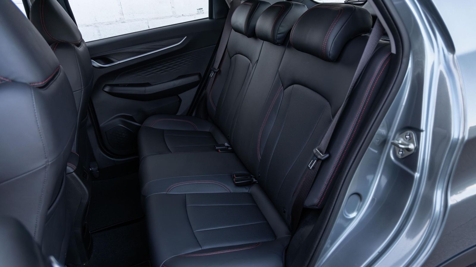 Para su tamaño de carrocería, el espacio disponible en el habitáculo es aceptable.