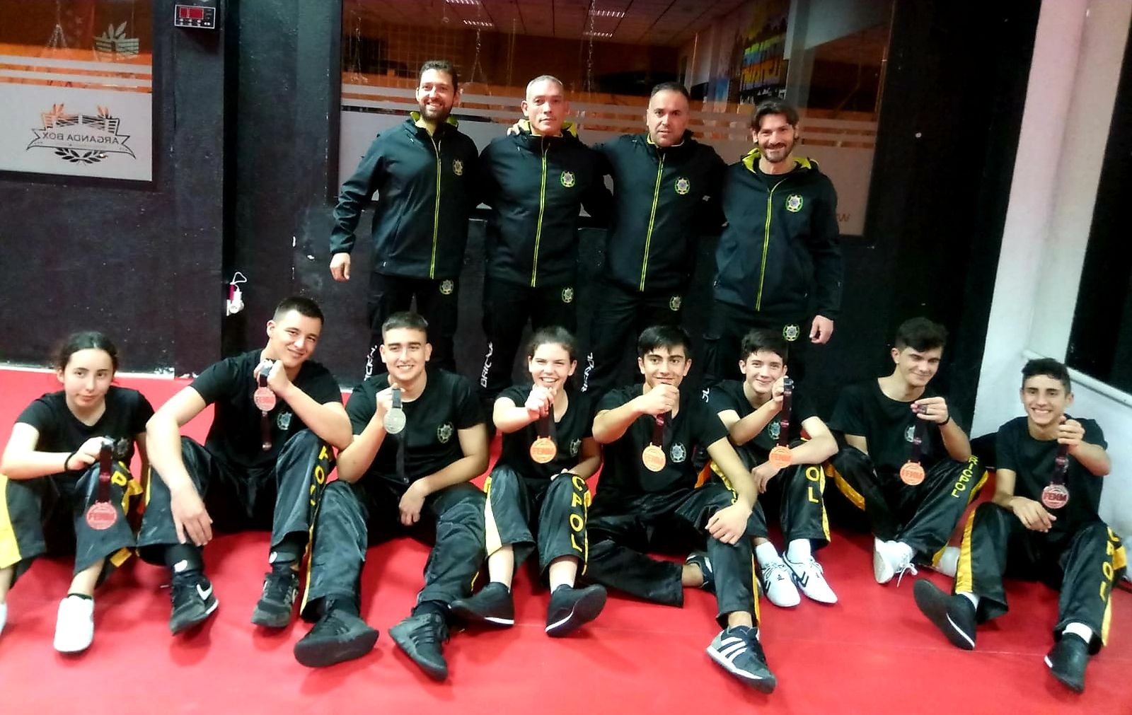 Los luchadores del CD César y CD Musul muestran las preseas logradas en Madrid