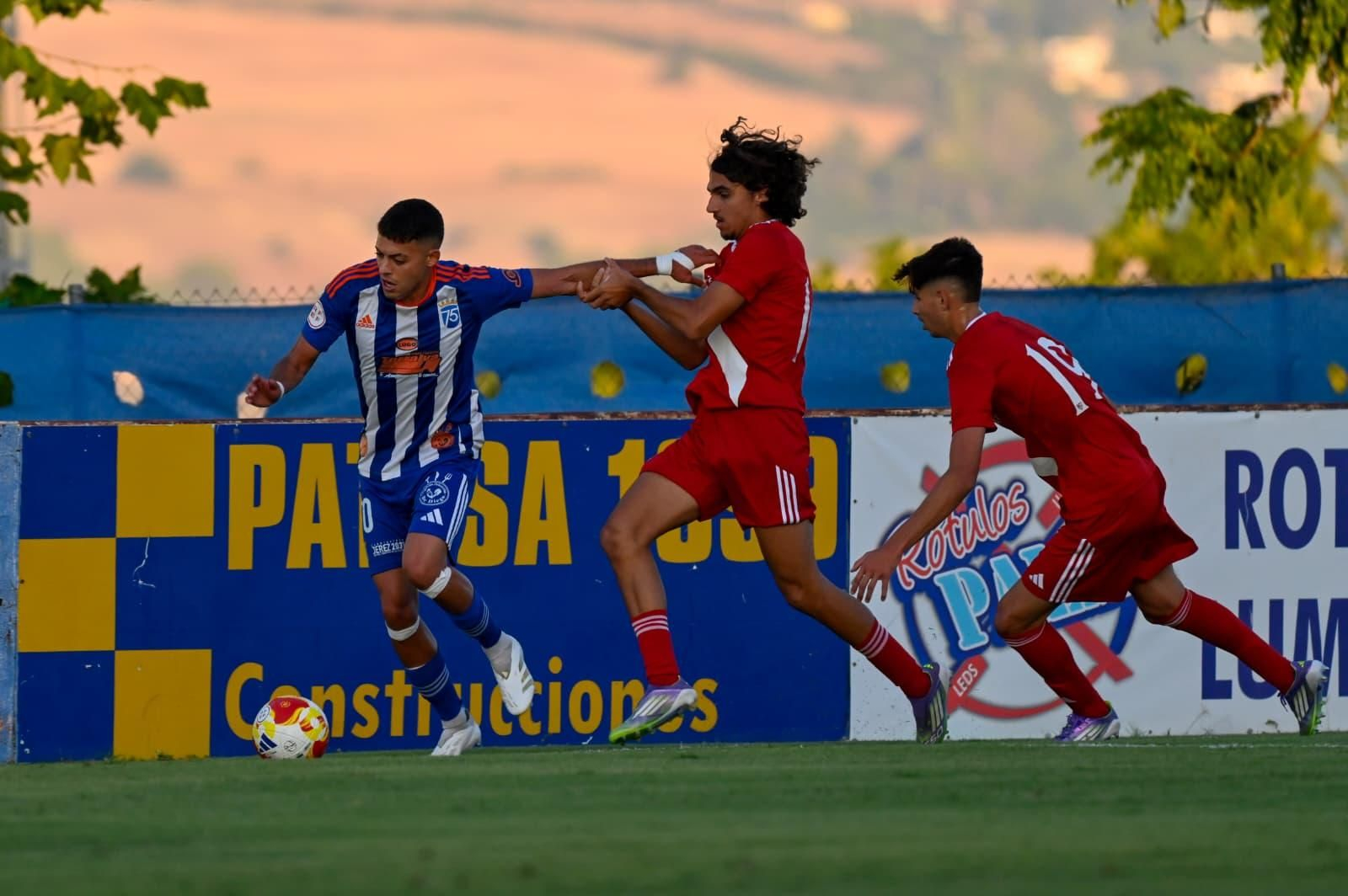 Imágenes del Xerez CD-Sevilla Atlético en Arcos