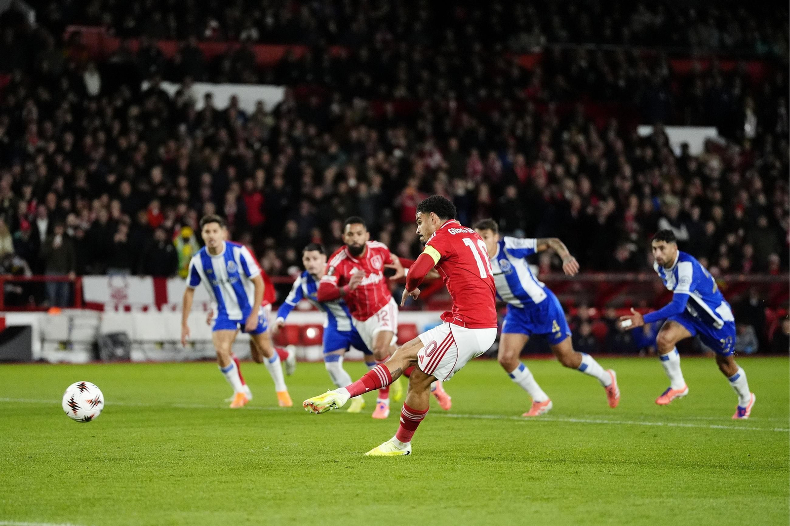 Nottingham Forest-Oporto (9).jpg