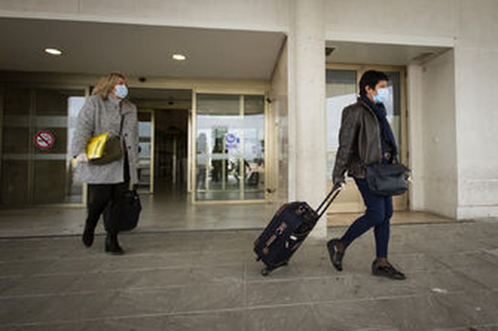 Fotos del aeropuerto de Granada. así ha sido la llegada del vuelo de Barcelona