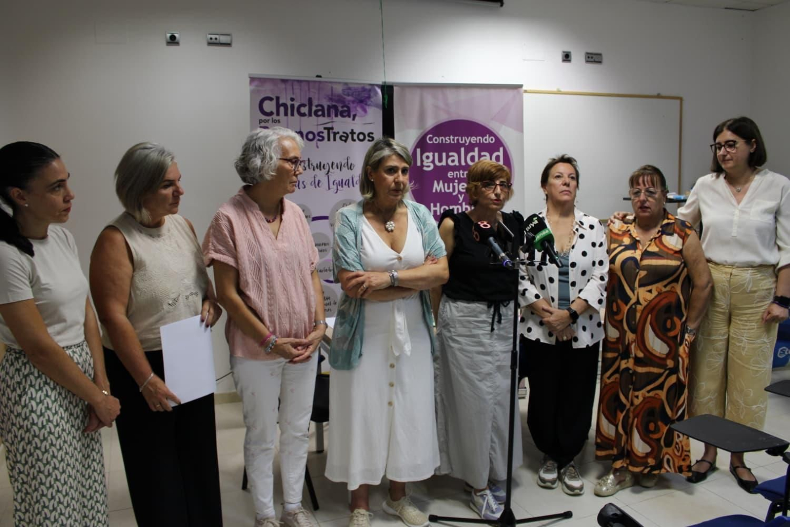 Rueda de prensa sobre estre asunto.