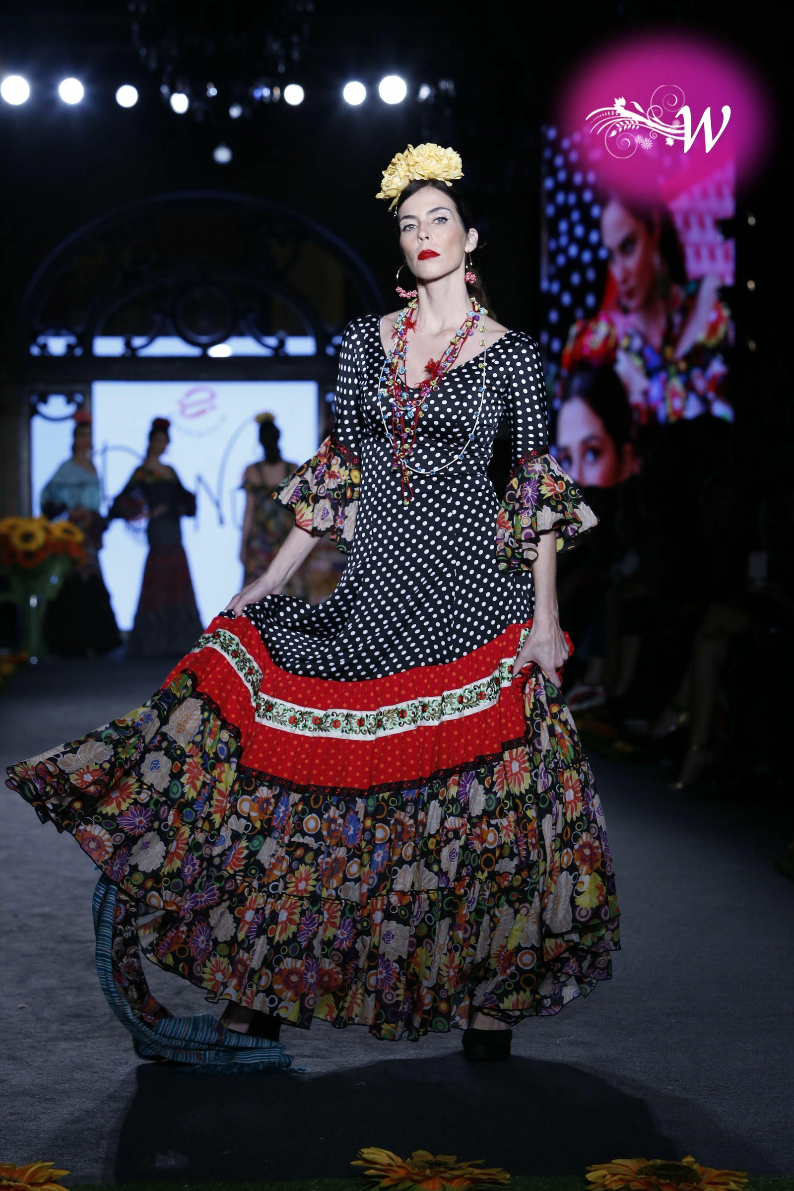 Pol Núñez celebra su 25 aniversario en We Love Flamenco 2020, todas las fotos del desfile Pol Núñez celebra su 25 aniversario en We Love Flamenco 2020, todas las fotos del desfile