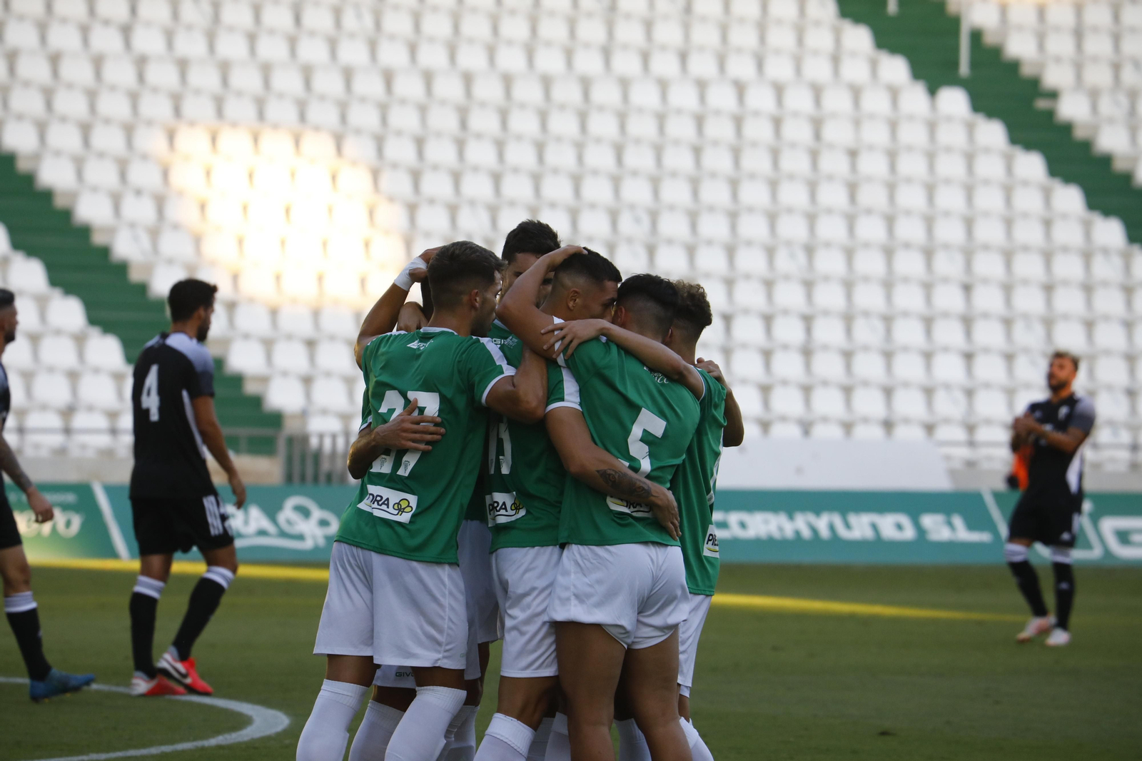 El amistoso entre el Córdoba CF y el Marbella, en imágenes