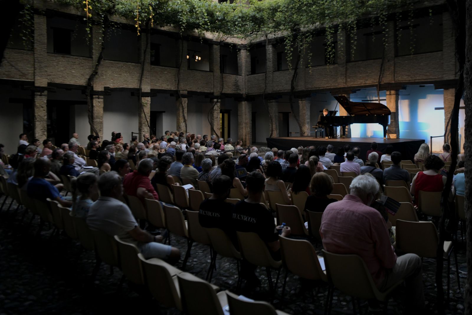 El pianista Mario Prisuelos se estrena en el Festival con un concierto en el Corral del Carbón