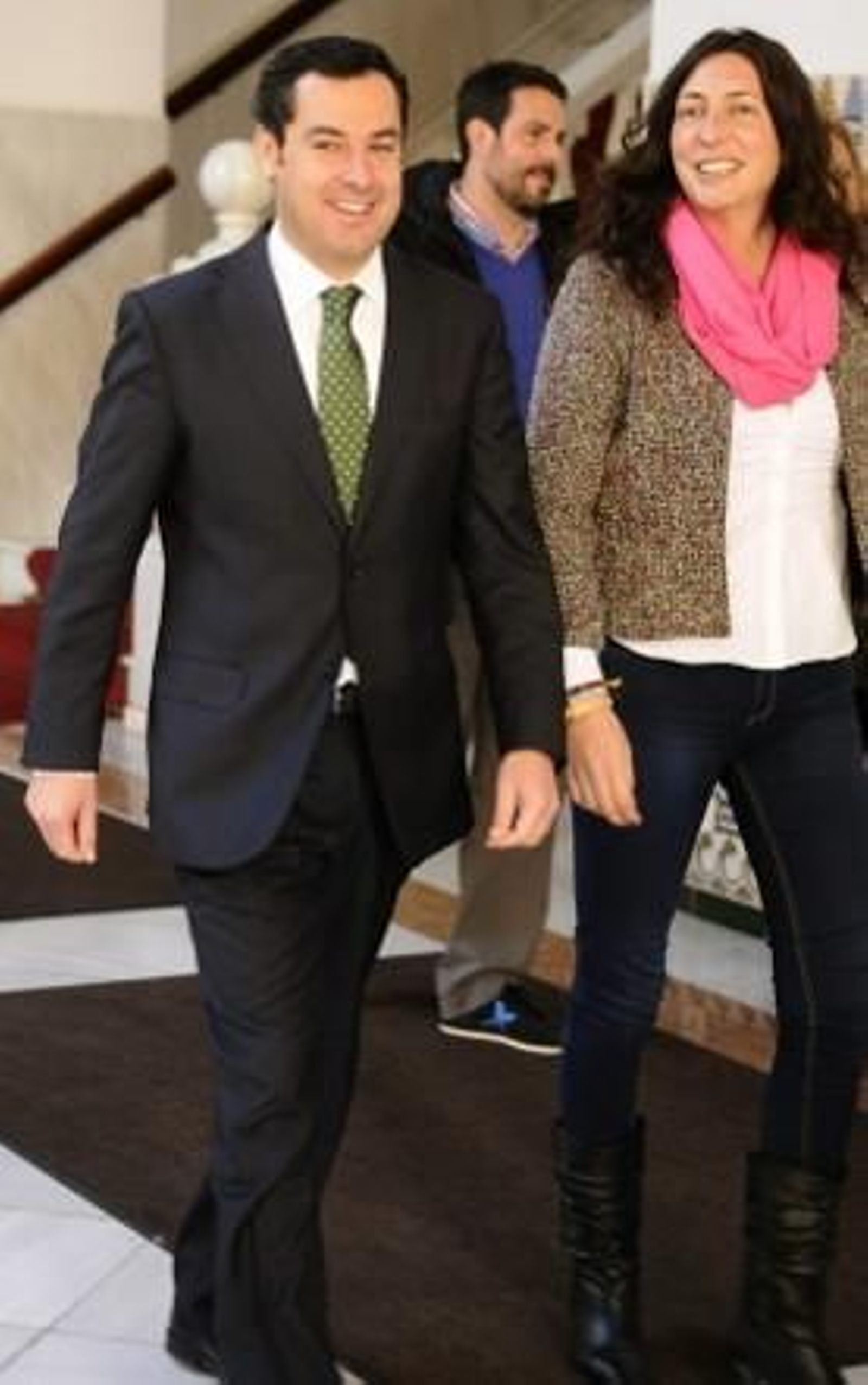 "Emplazo a Díaz a que renuncie a liderar el PSOE"