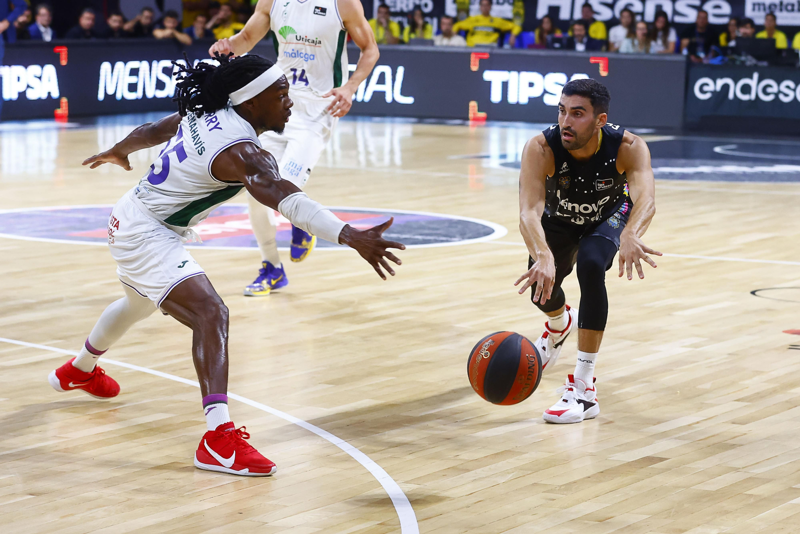 El Lenovo Tenerife - Unicaja, en fotos