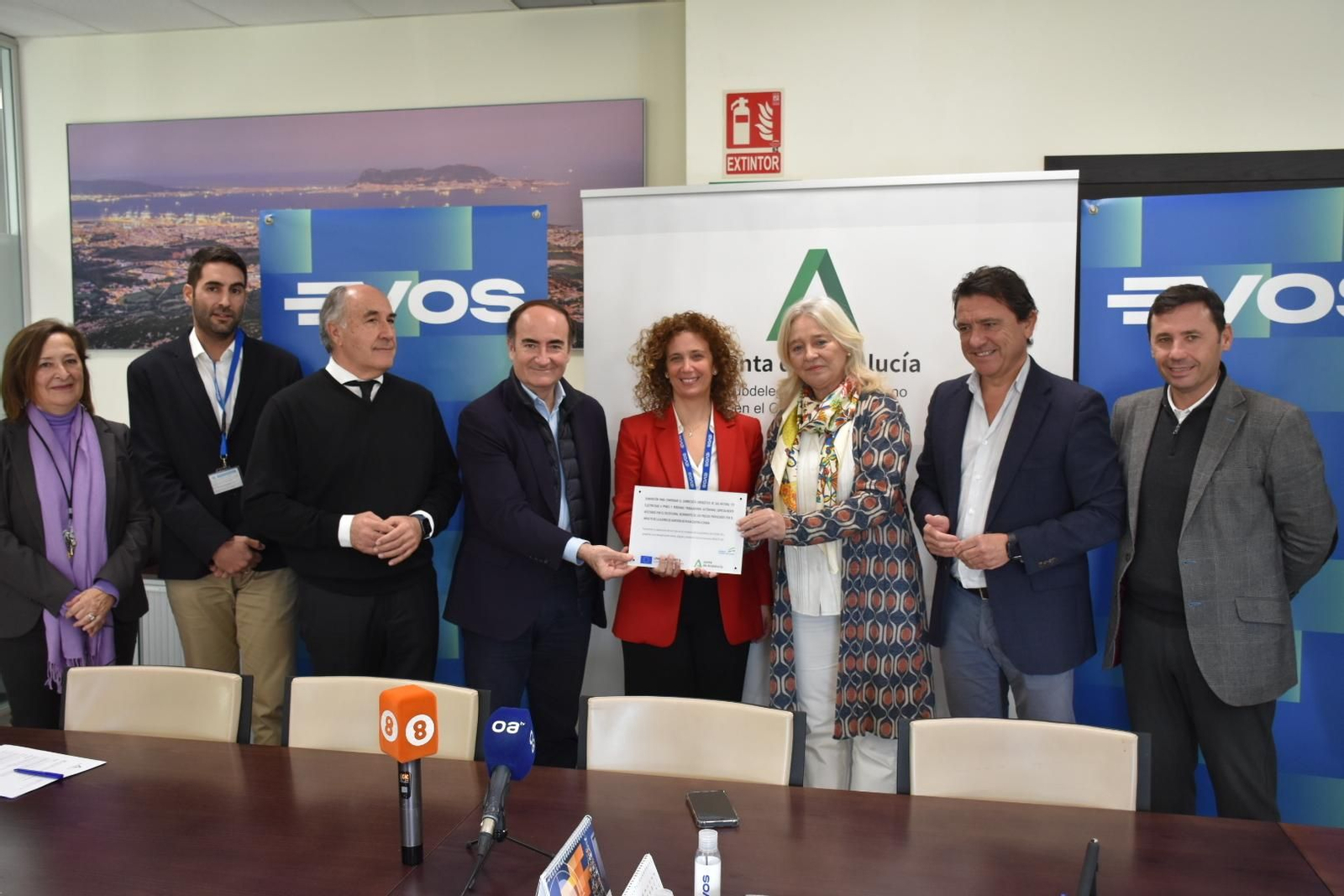 Presentación de la concesión de las ayudas para paliar el sobrecoste energético en Algeciras.