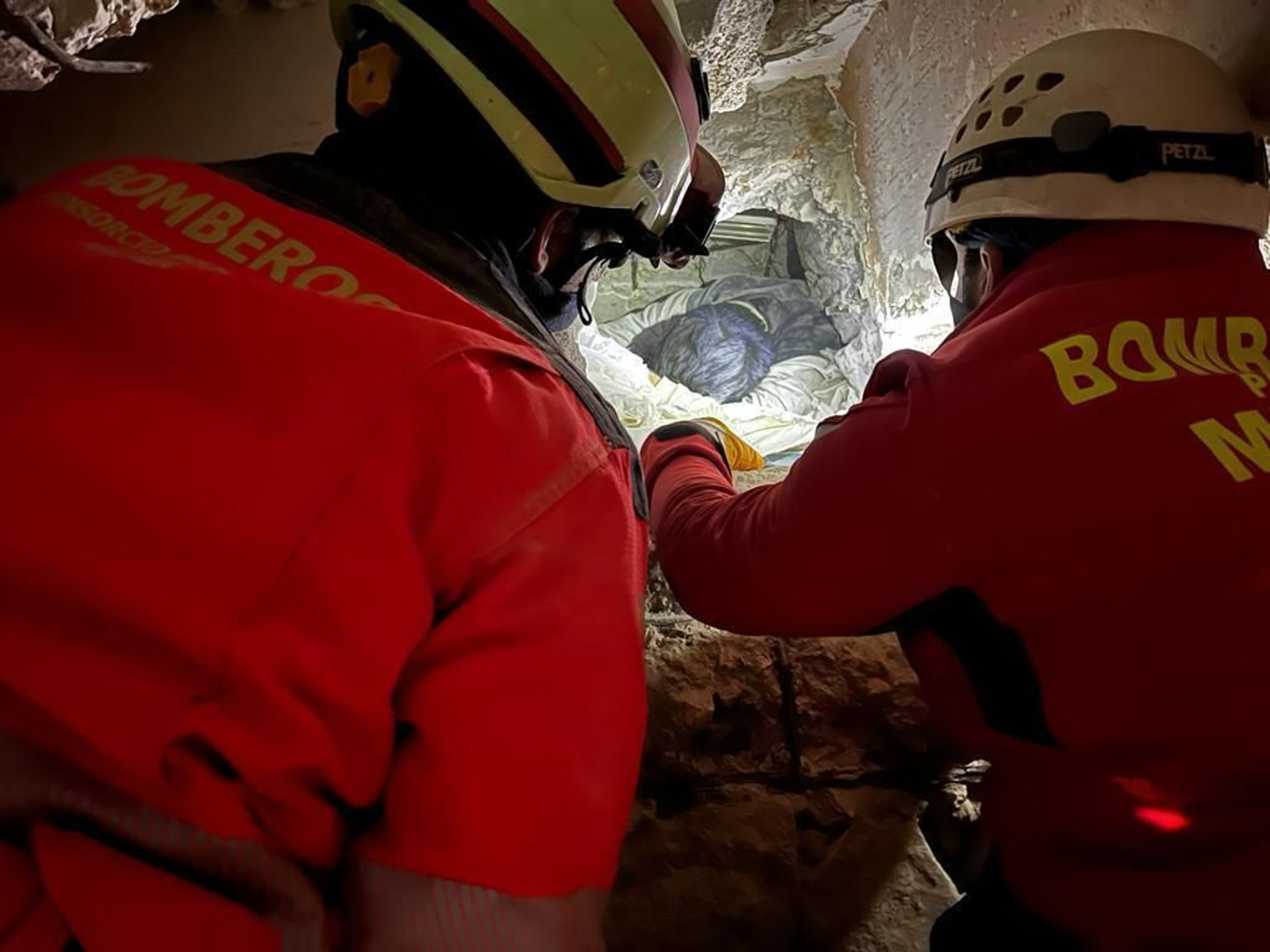 Los profesionales del colectivos Bomberos del Mundo desplazados a Turquía.