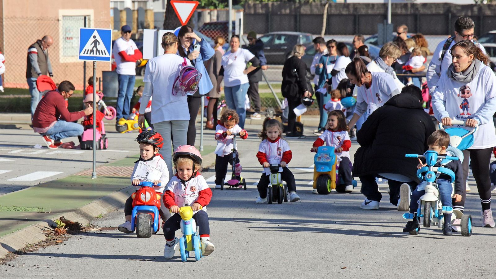 Carrera infantil a beneficio del pequeño Martín