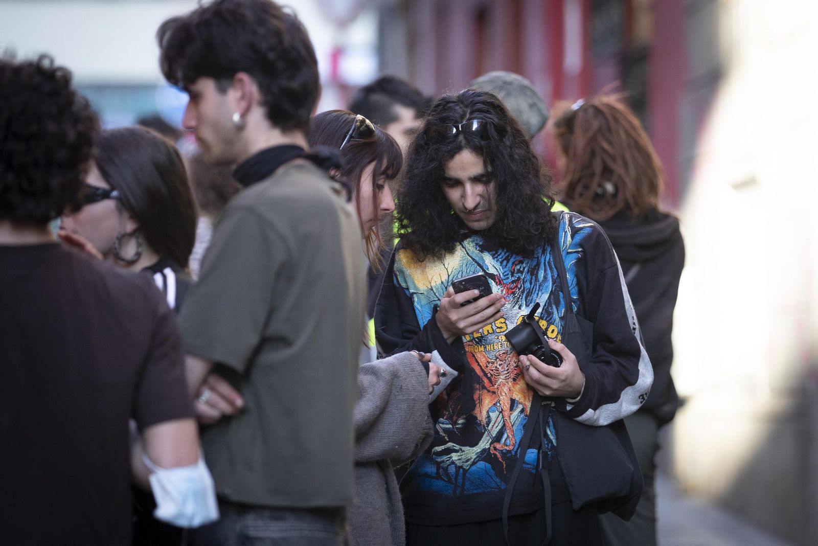 Todas las imágenes de la concentración frente al edificio okupado en el centro de Granada