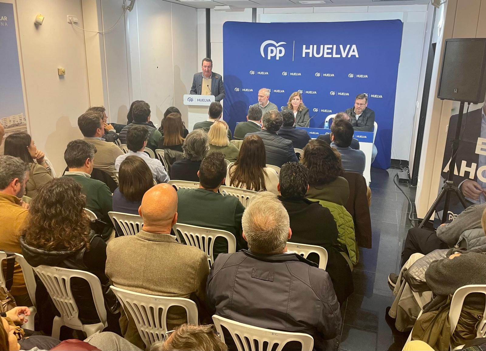 Junta Directiva y Comité Ejecutivo Provincial del PP de Huelva.