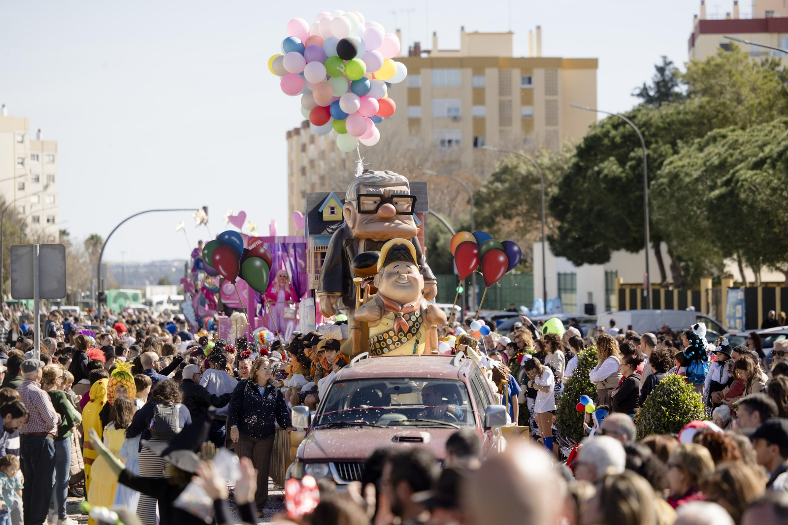Búscate en las imágenes de la cabalgata de carnaval de San Fernando