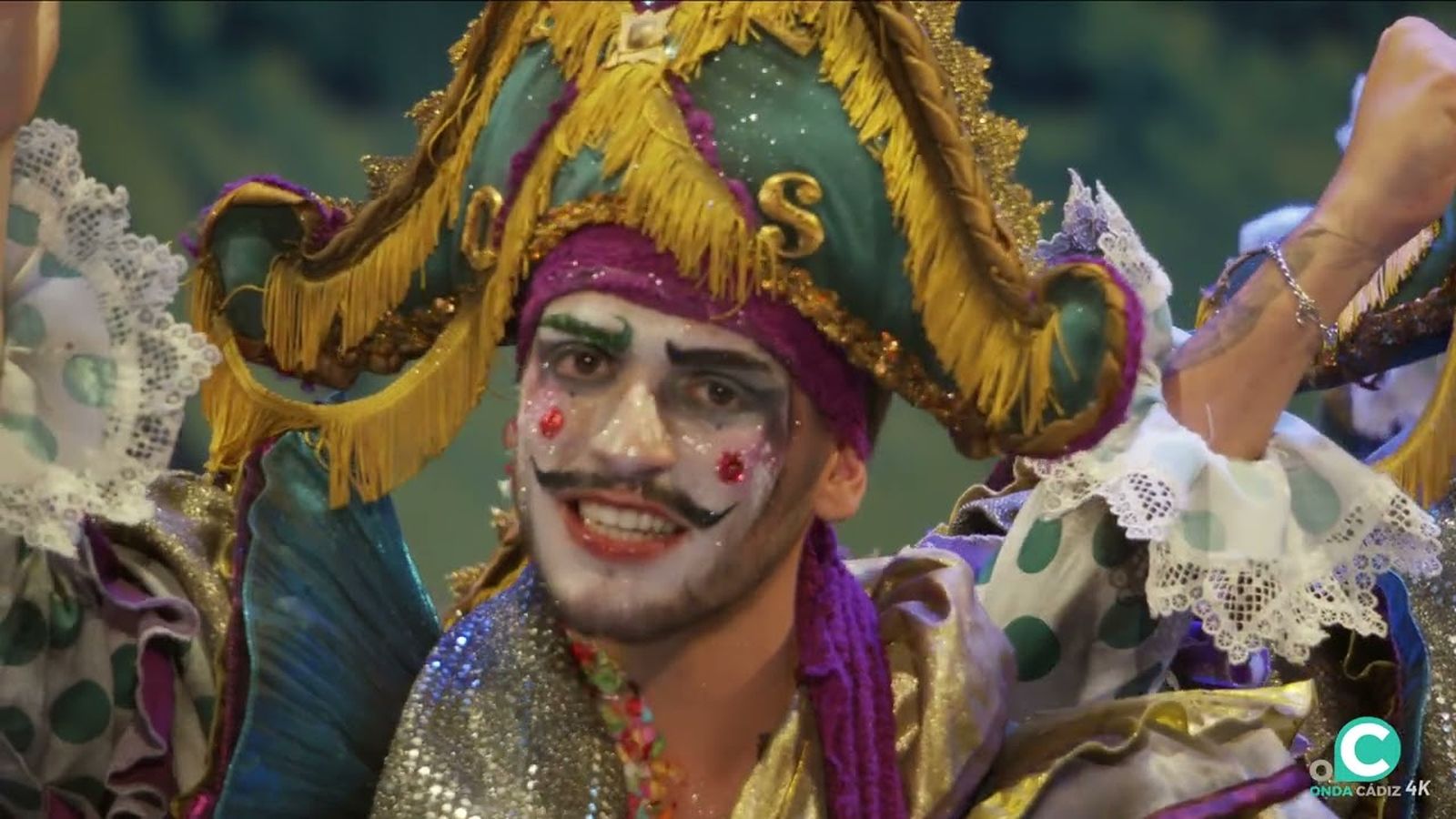 Comparsa 'Los locos' en las semifinales del COAC 2026