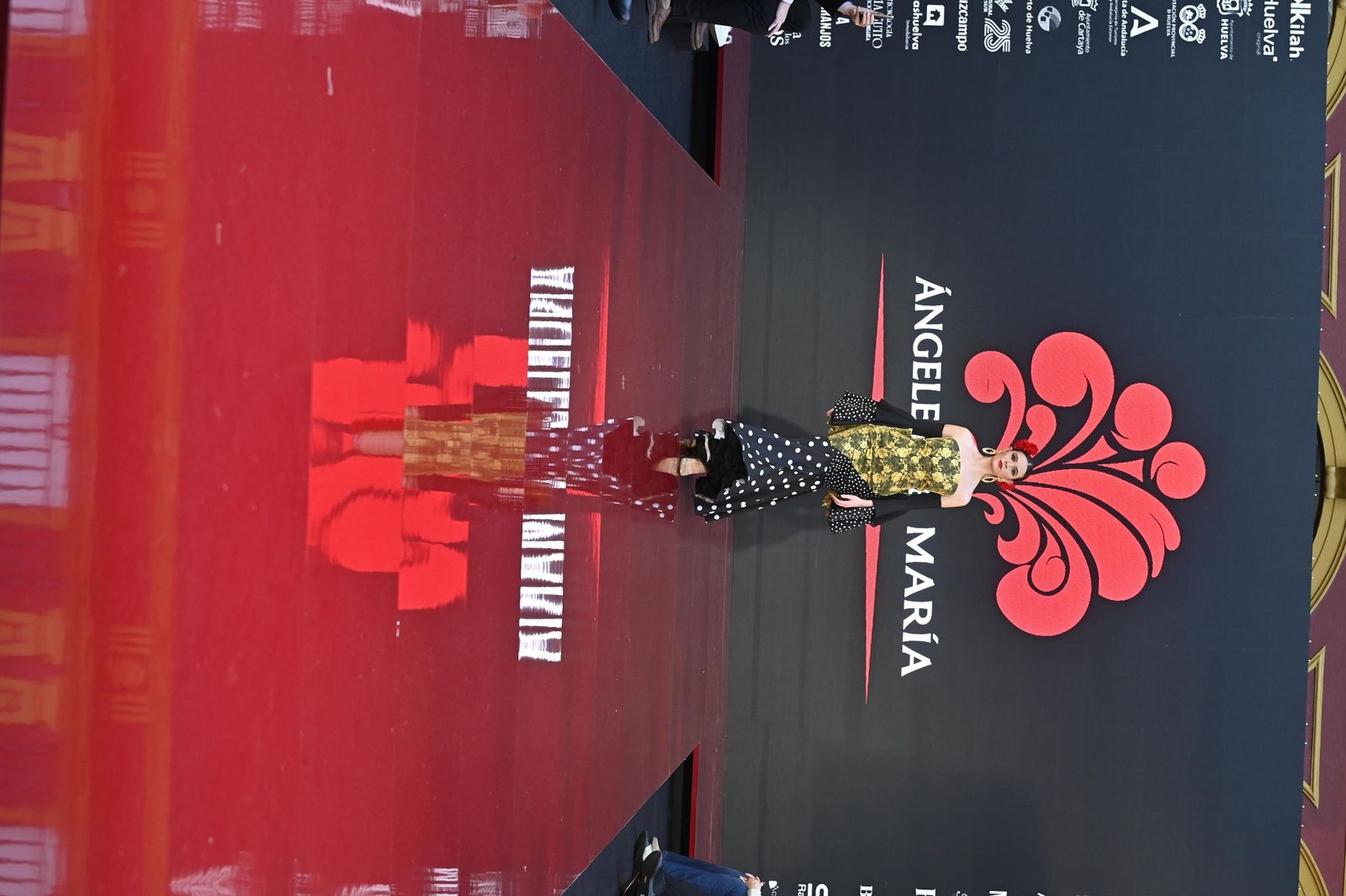 Huelva Flamenca 2026: Desfile de Ángeles de María