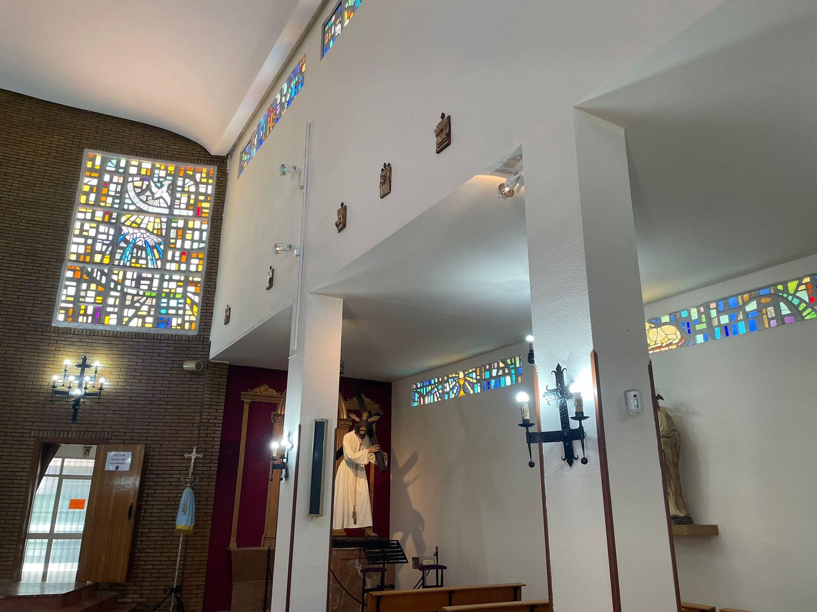Aspecto actual del interior de la iglesia de la Beata Ana María
