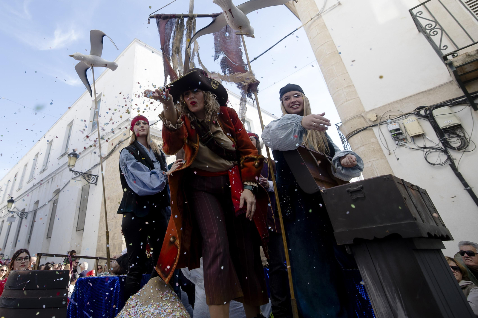 Búscate en las imágenes de la cabalgata de carnaval del Puerto de Santa María