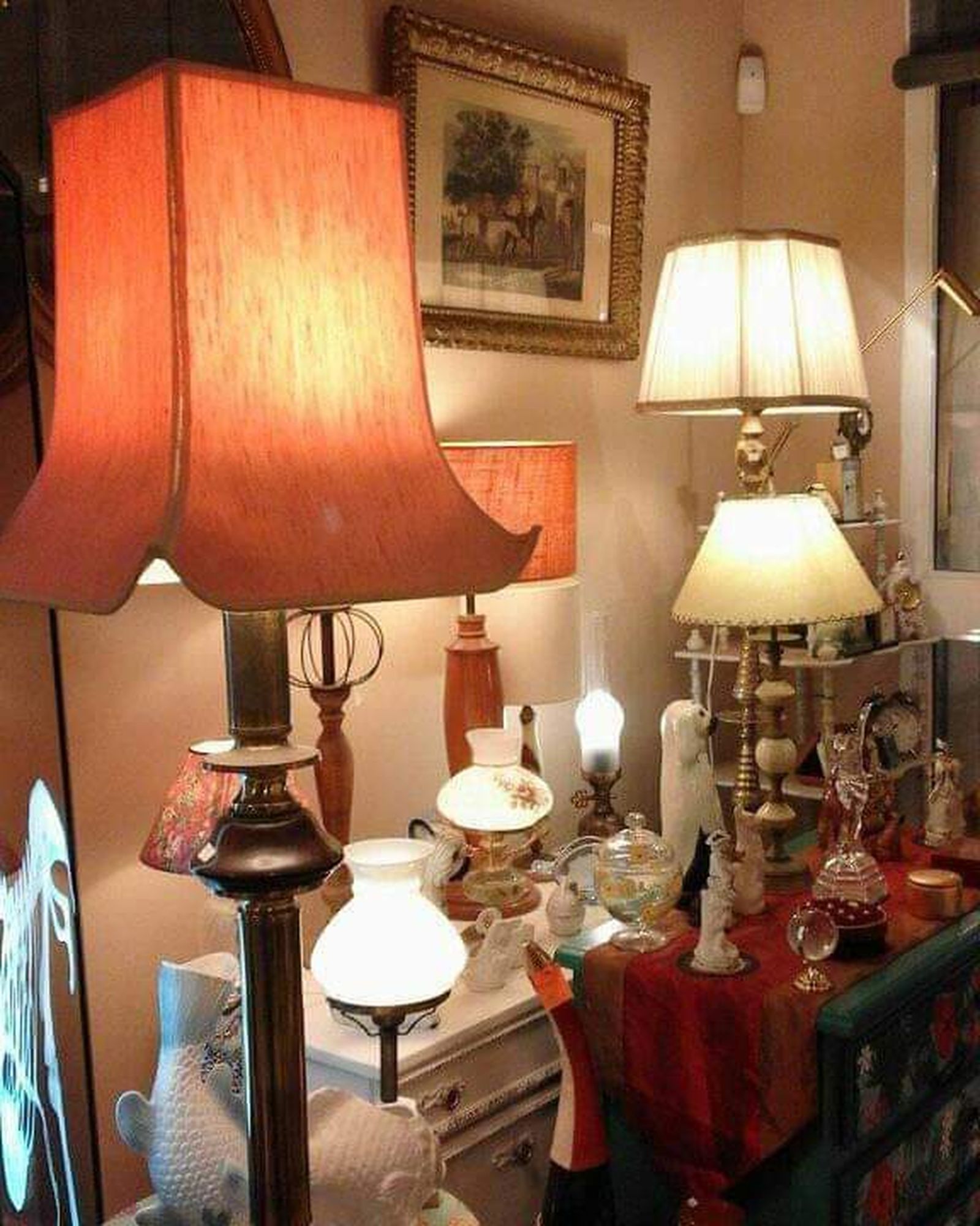 Encontramos Visto y No Visto en Fuengirola.