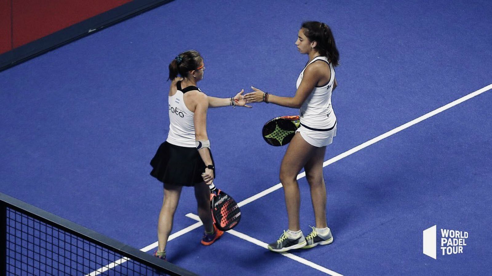Beatriz González y Catalina Tenorio, en Vigo.