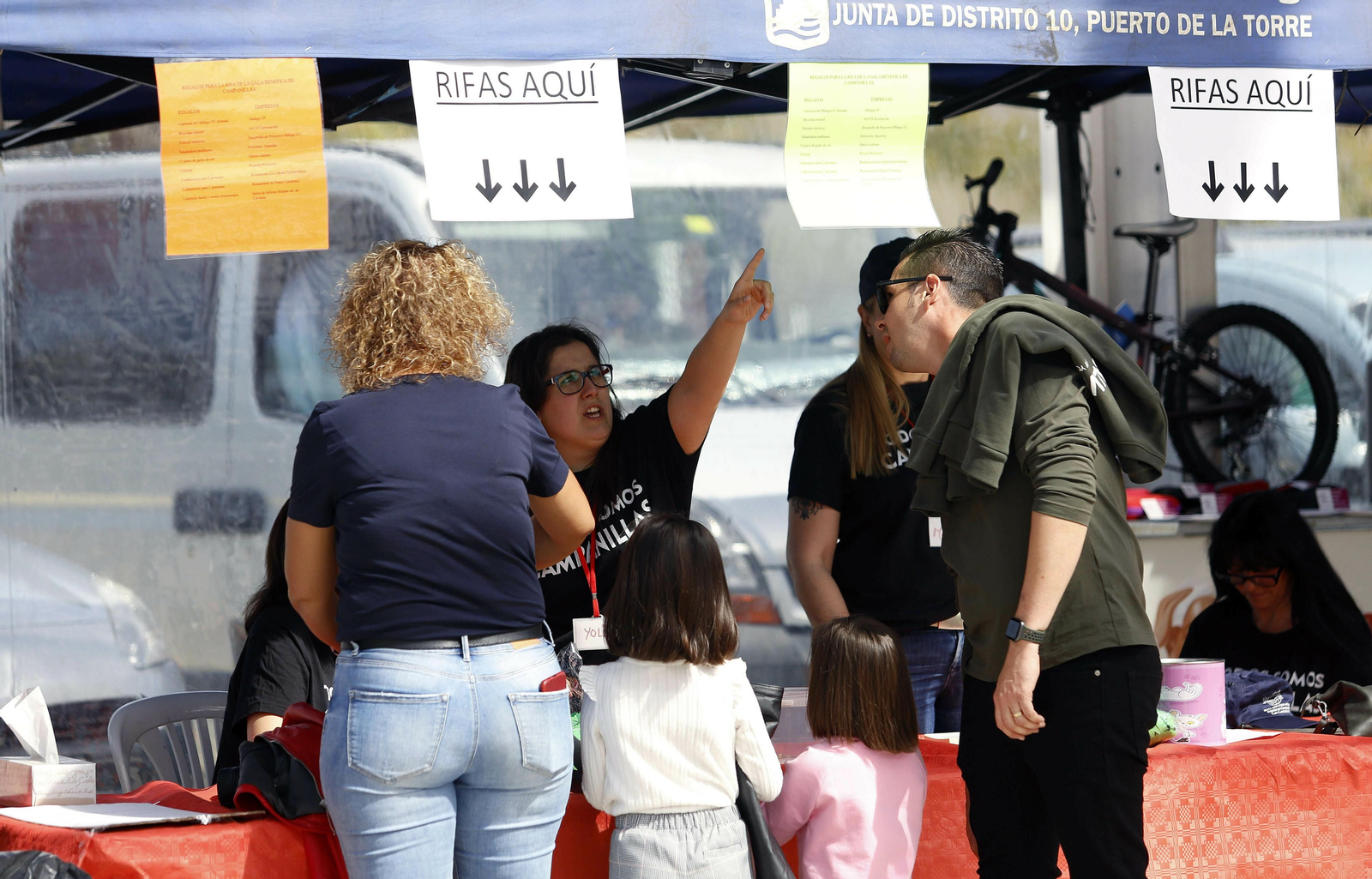 Fotos de la fiesta benéfica en favor de los afectados por las inundaciones en Campanillas Fotos de la fiesta benéfica en favor de los afectados por las inundaciones en Campanillas