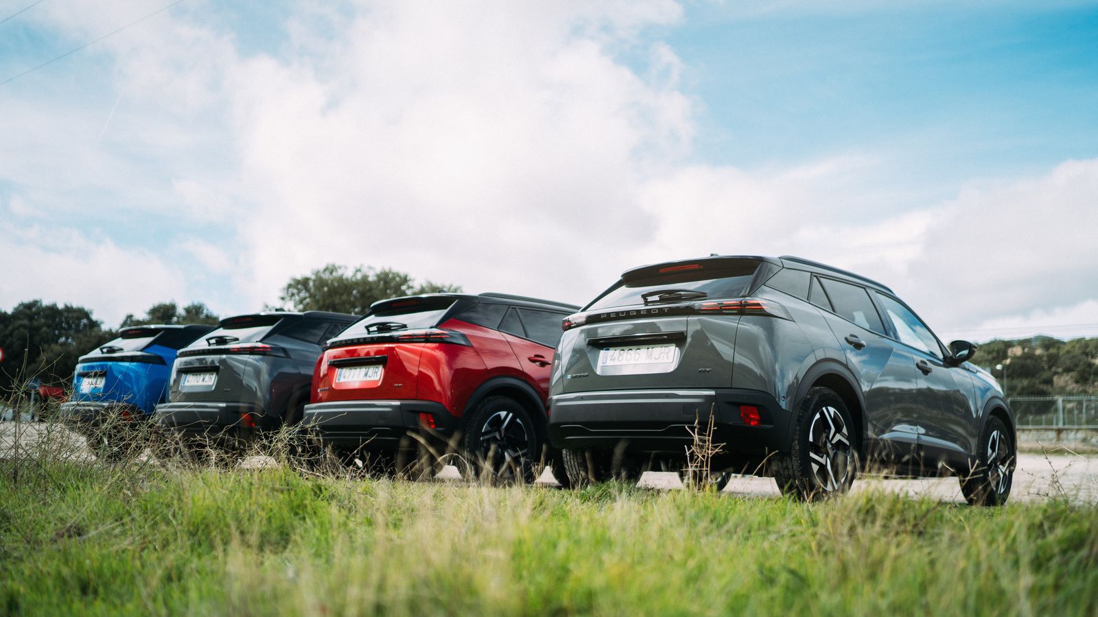 Entre las fórmulas de adquisición de los 2008 contempla desde el renting al crédito balloon, con cuotas desde 280 euros.