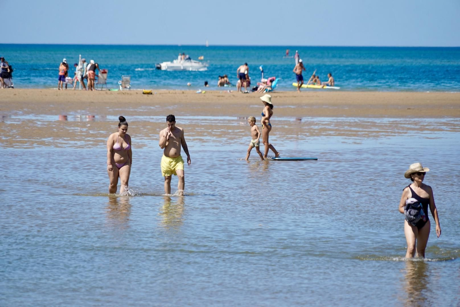 La mañana del sábado en la nueva playa de El Portil