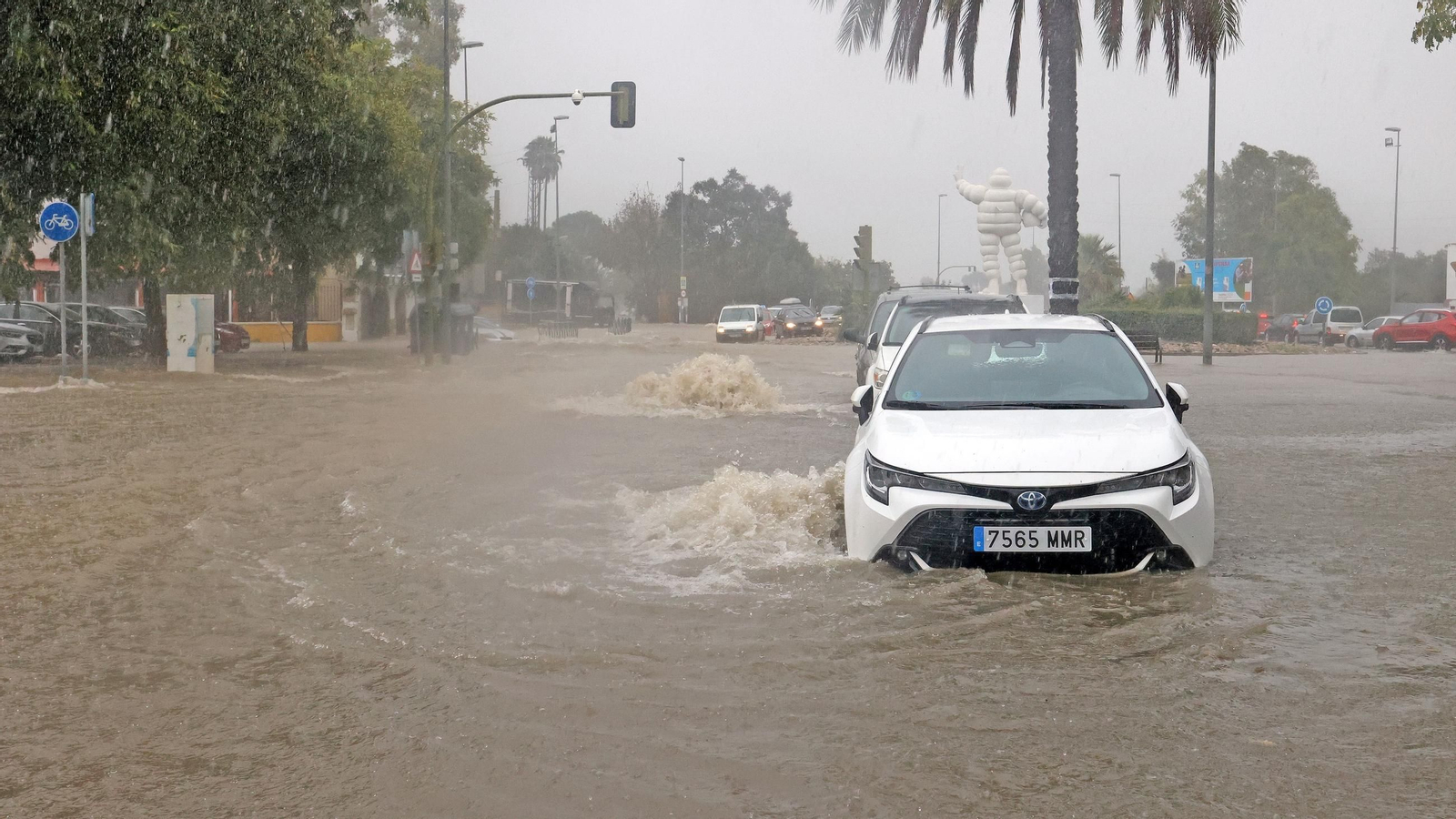 Imágenes del paso de la Dana, inundaciones, destrozos y caos por todo Jerez