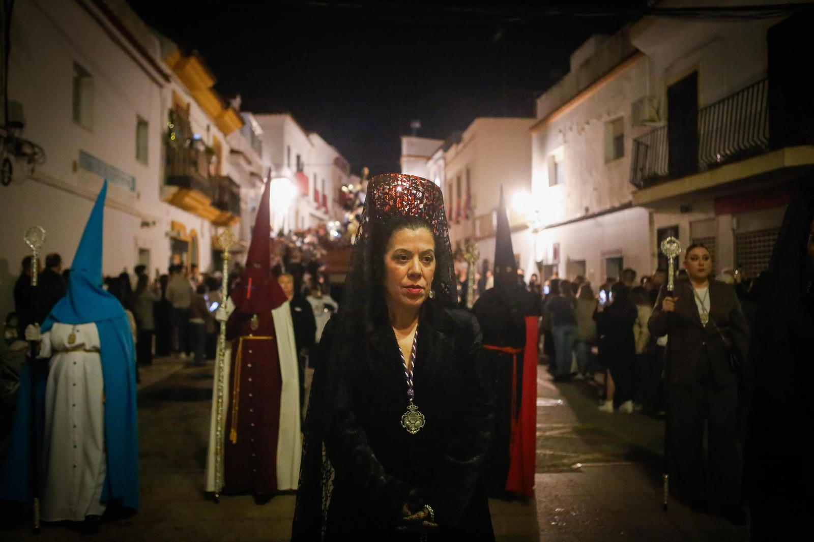Fotos del Jueves Santo en Los Barrios: Nazareno