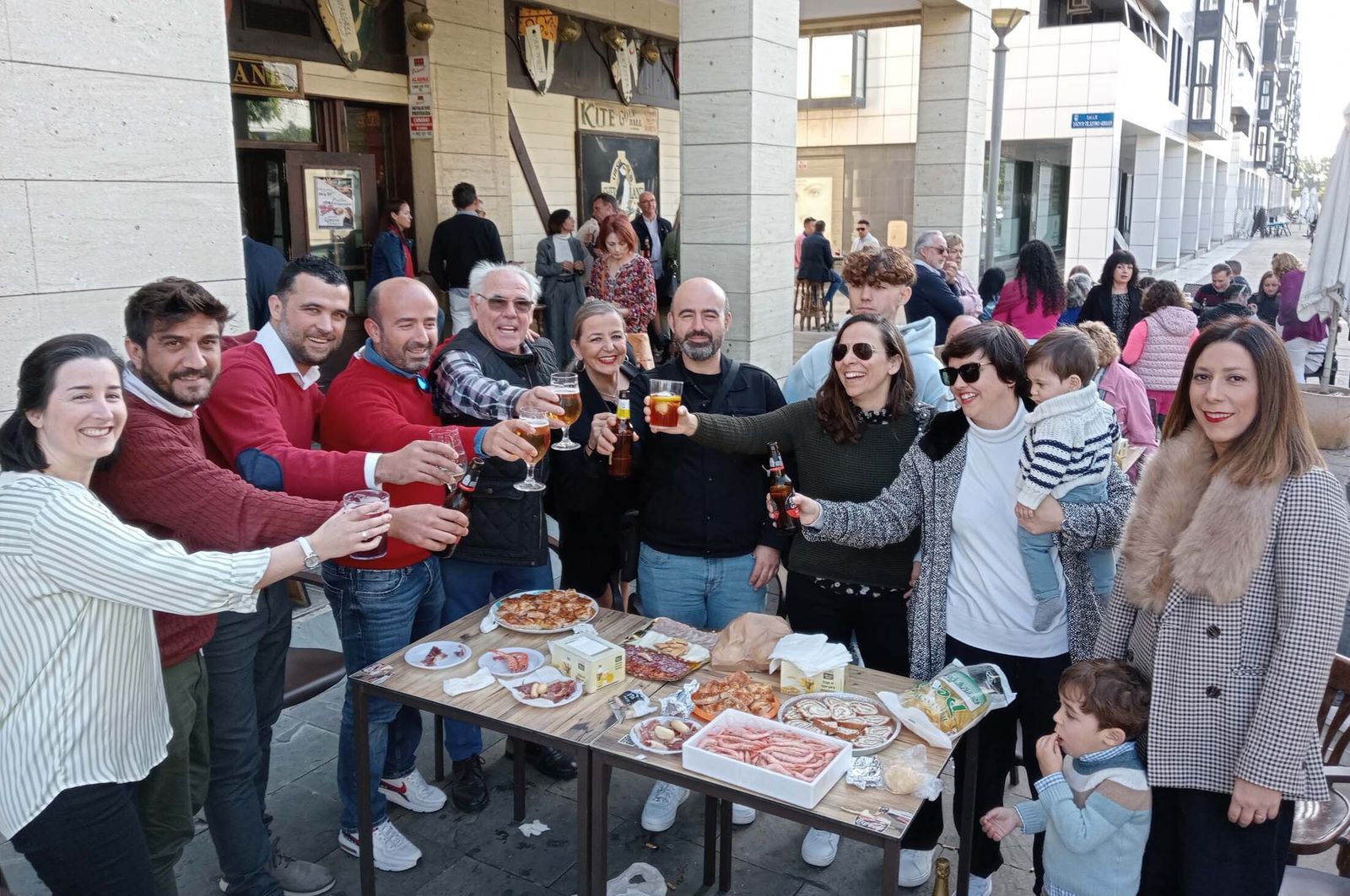 Imágenes del ambiente festivo del 31 de diciembre en Huelva