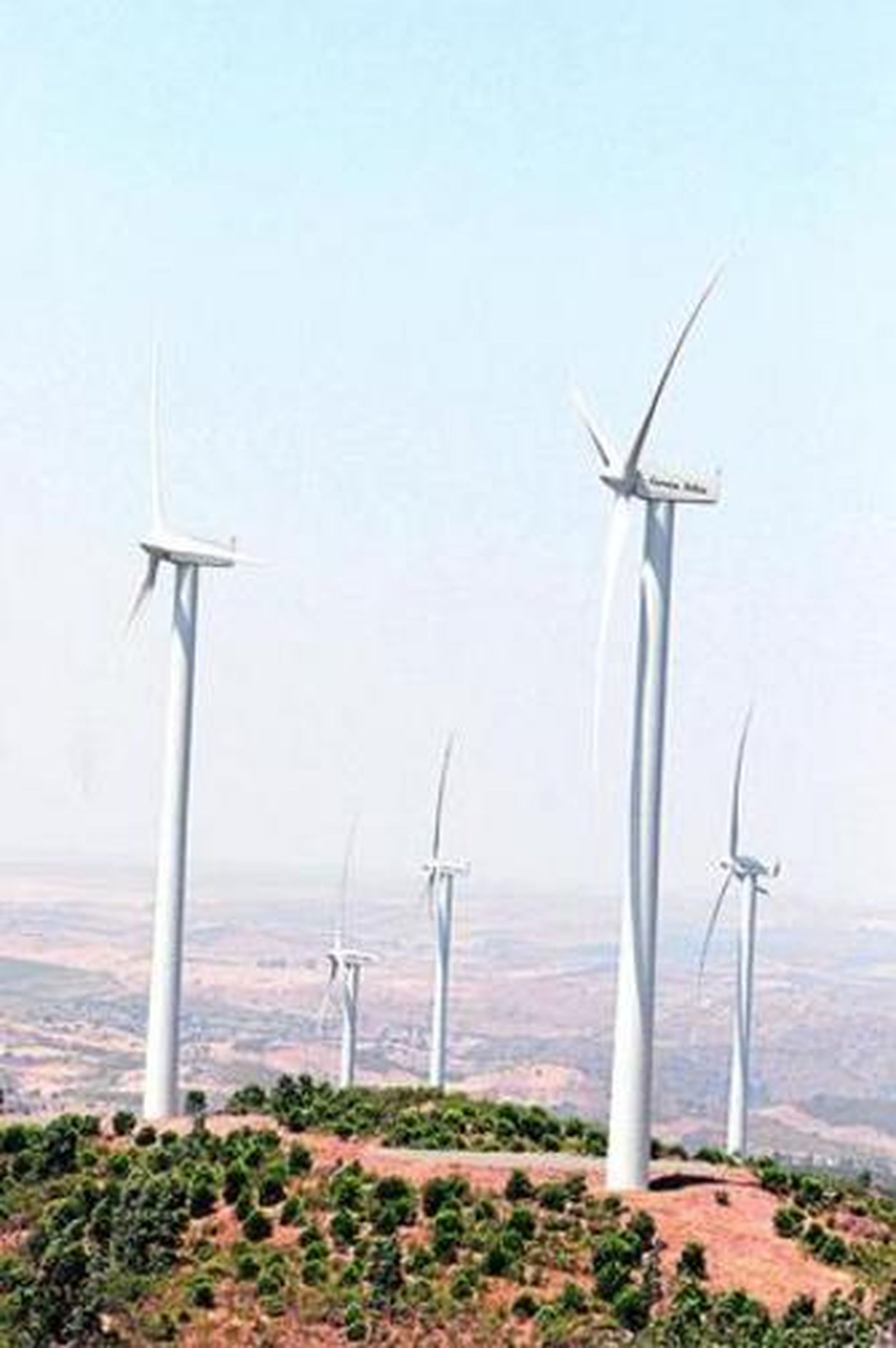 Los proyectos paralizados están  en Órgiva, Santa Fe, Huéneja y Benehedux.