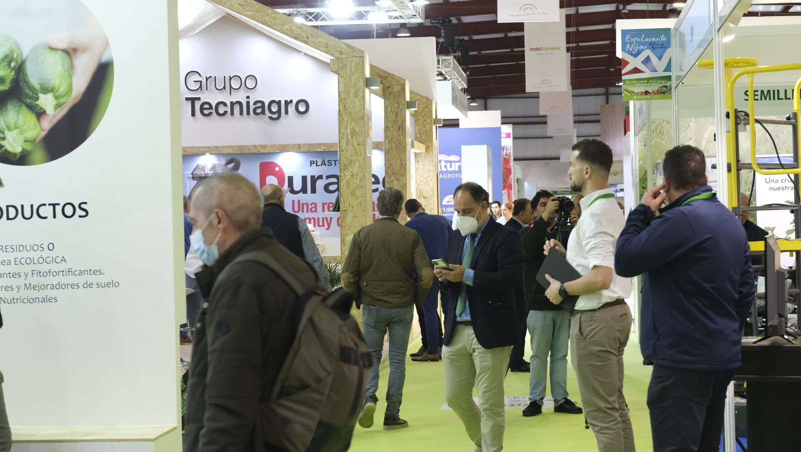 Imágenes del primer día de Expolevante Níjar.