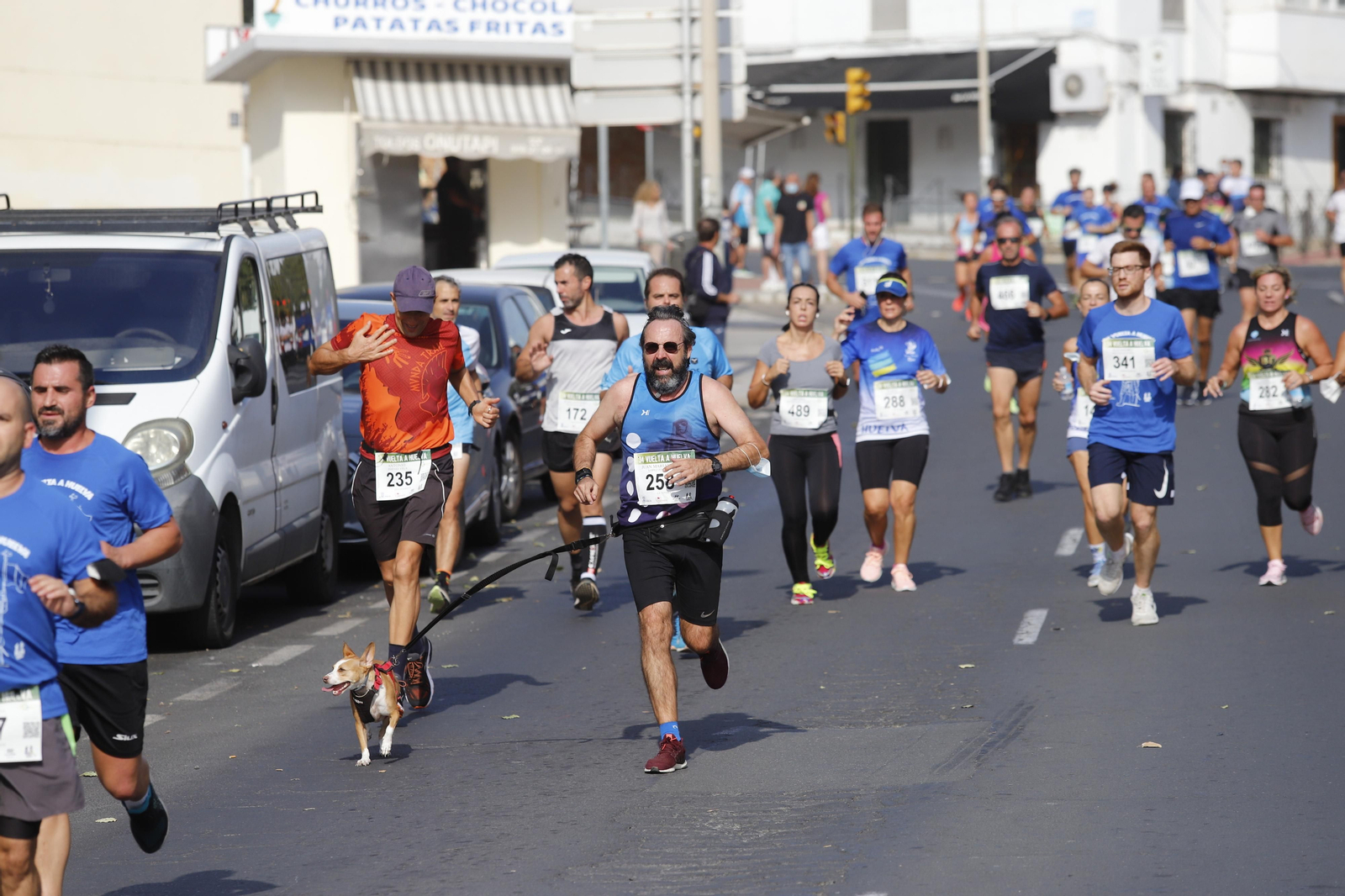 Las imágenes de la vuelta a Huelva de atletismo