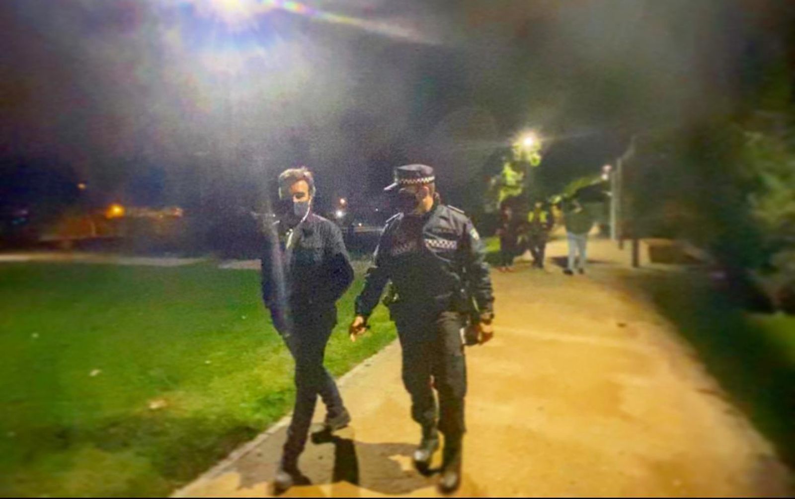 El Puerto cierra varios de sus parques y jardines de noche para evitar los botellones.