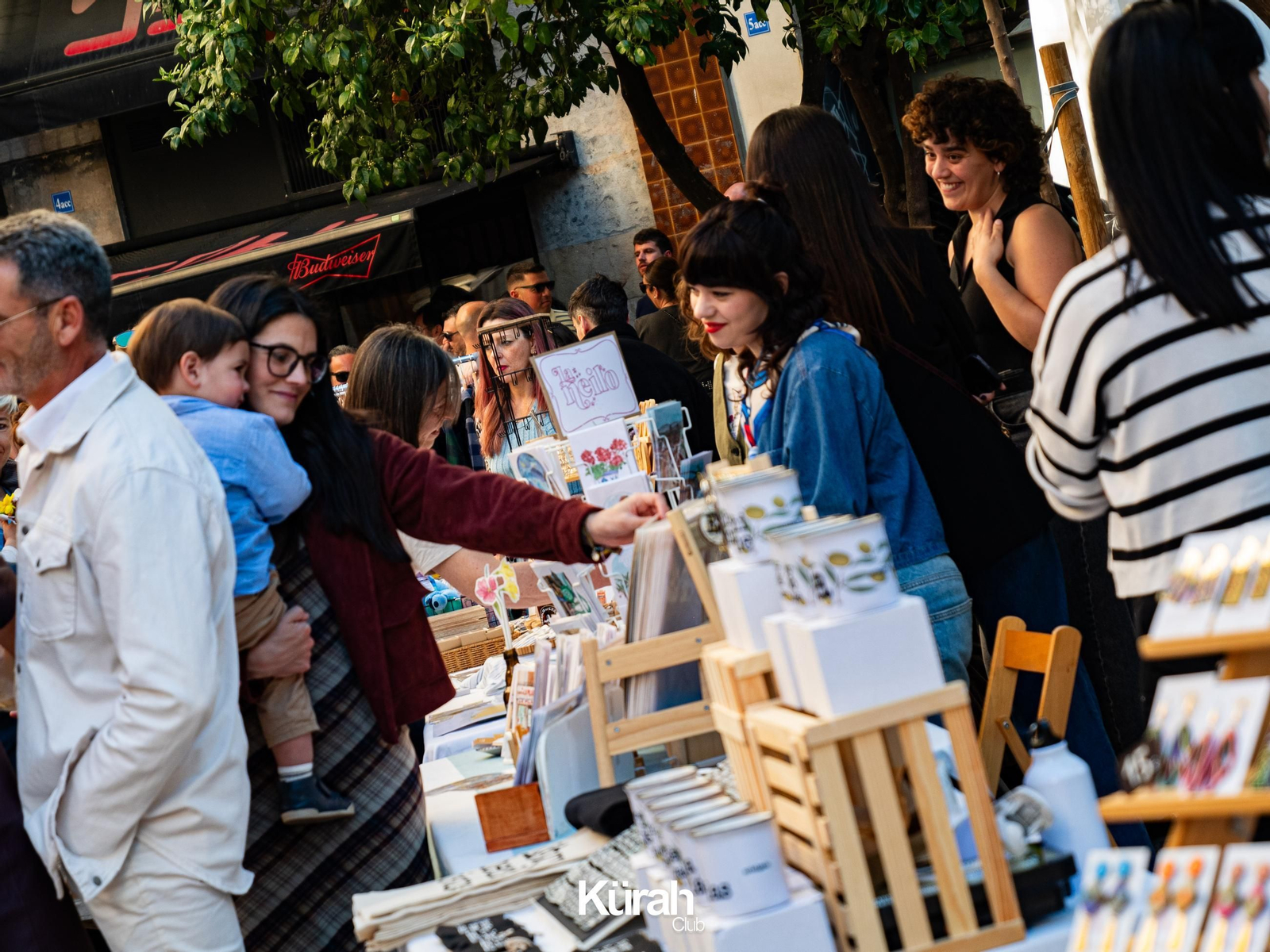 Artesanos y artistas se citan ahora en el Bulevar para la nueva convocatoria de Kürah Club.