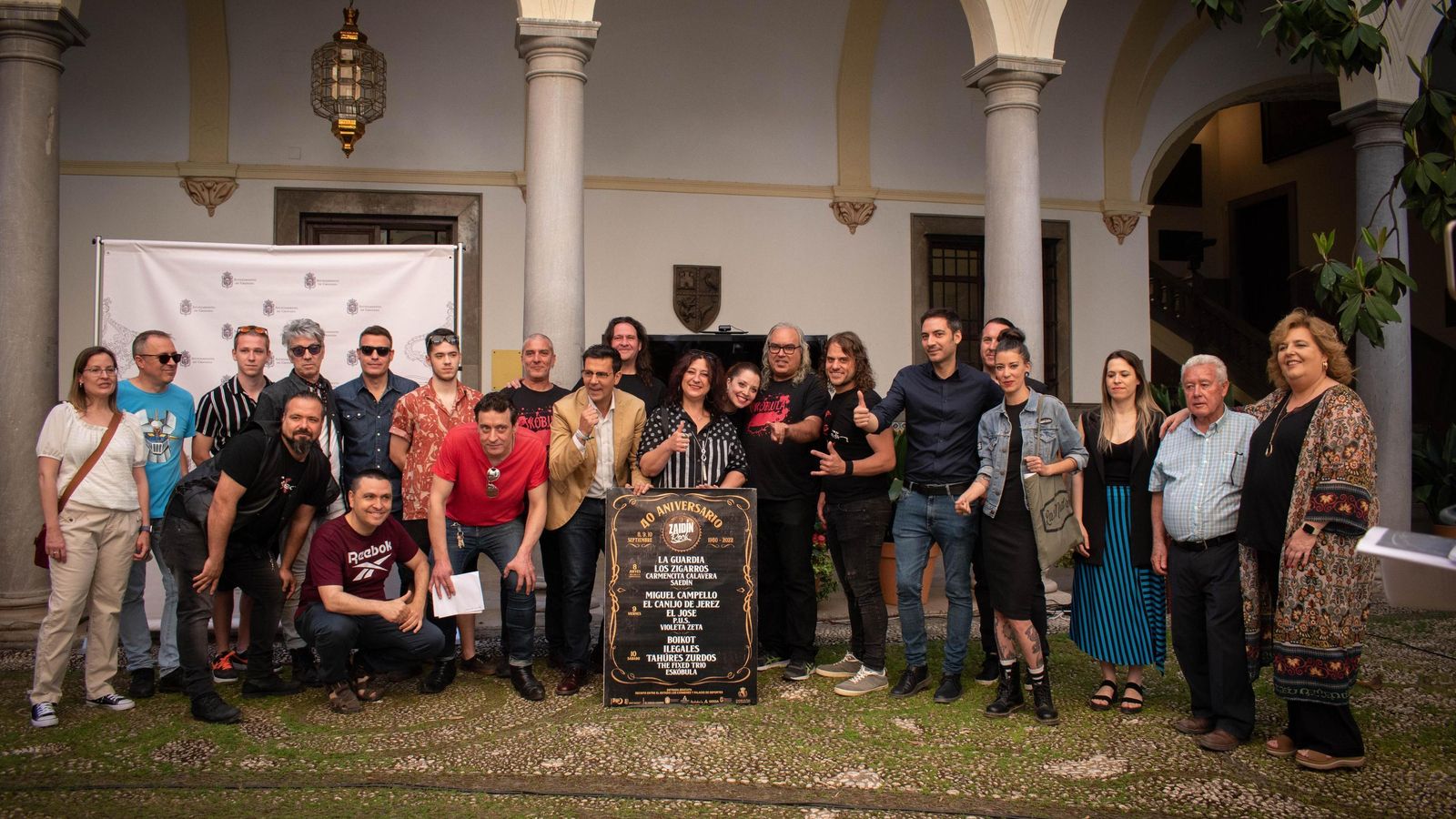 La presentación del cartel del Zaidín Rock en el Ayuntamiento de Granada