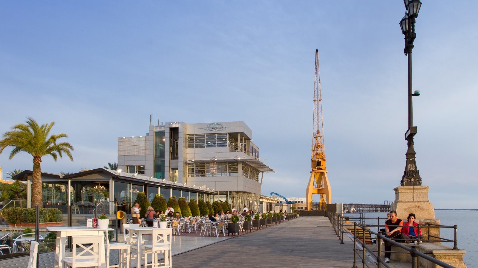 Muelle de Levante, un espacio urbano de interacción entre el puerto y la ciudad.