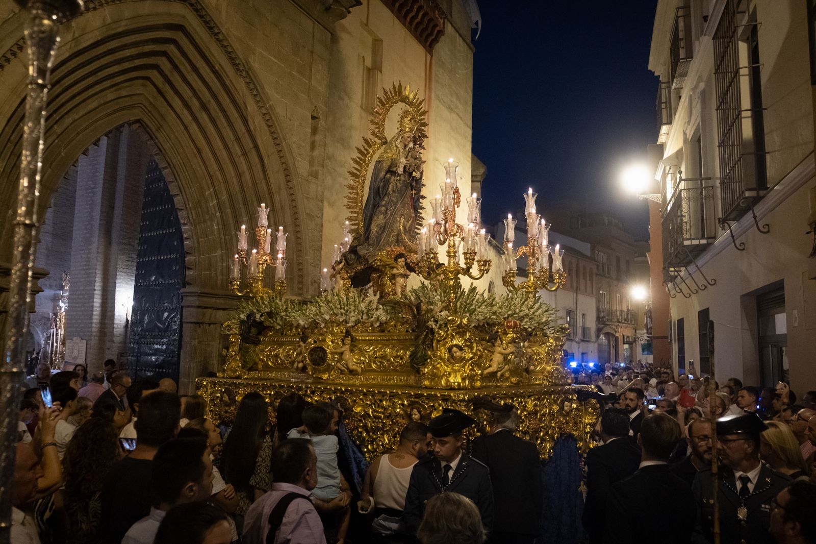 Las imágenes de la procesión de la Virgen de la Luz, en San Esteban