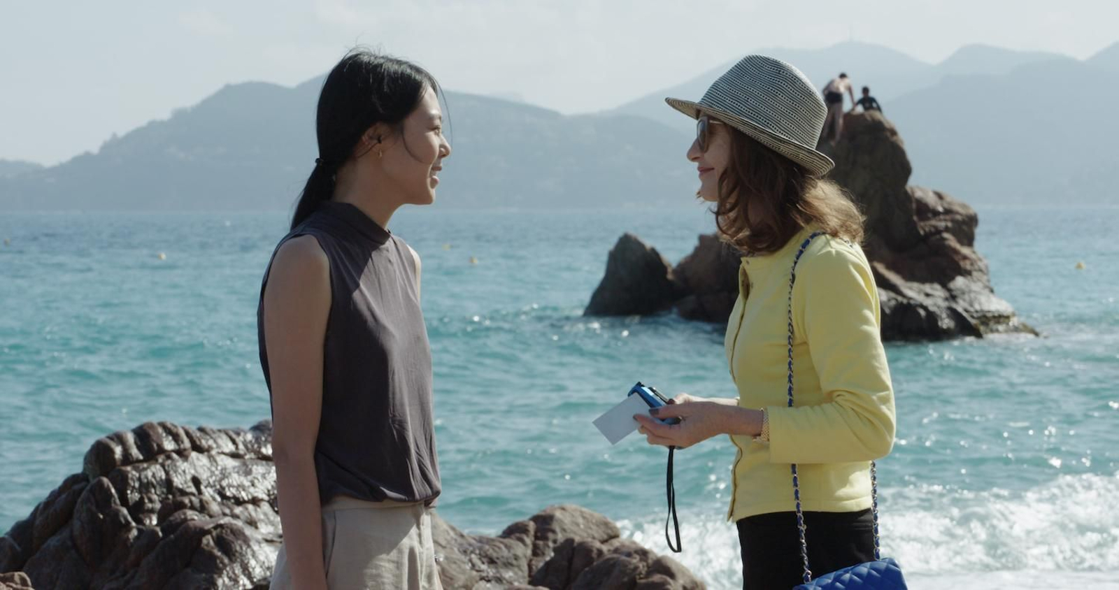 Kim Min-hee e Isabelle Huppert, protagonistas del filme de Hong Sangsoo.