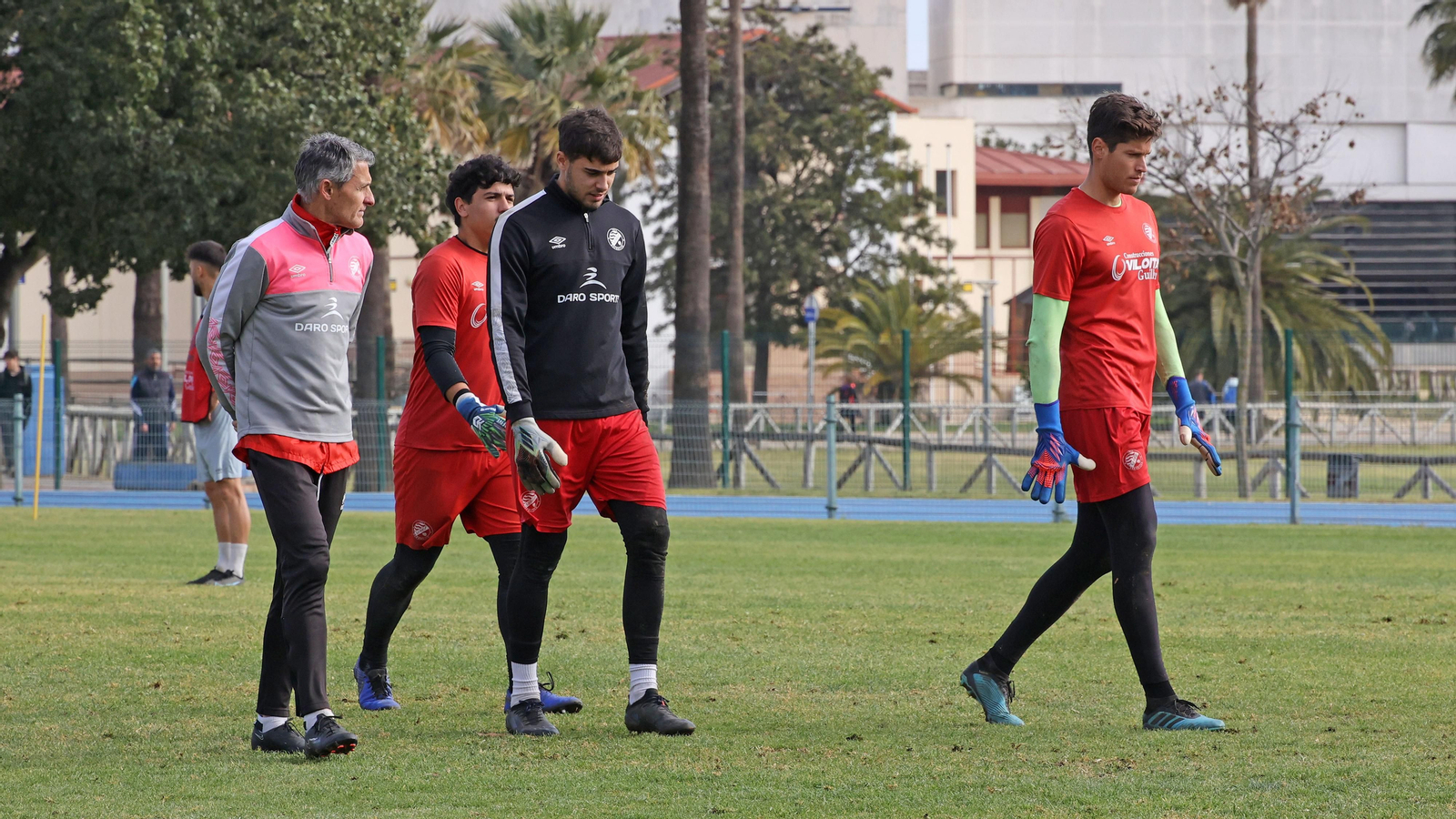 Primer entrenamiento de Romerito en el Xerez DFC Primer entrenamiento de Romerito en el Xerez DFC