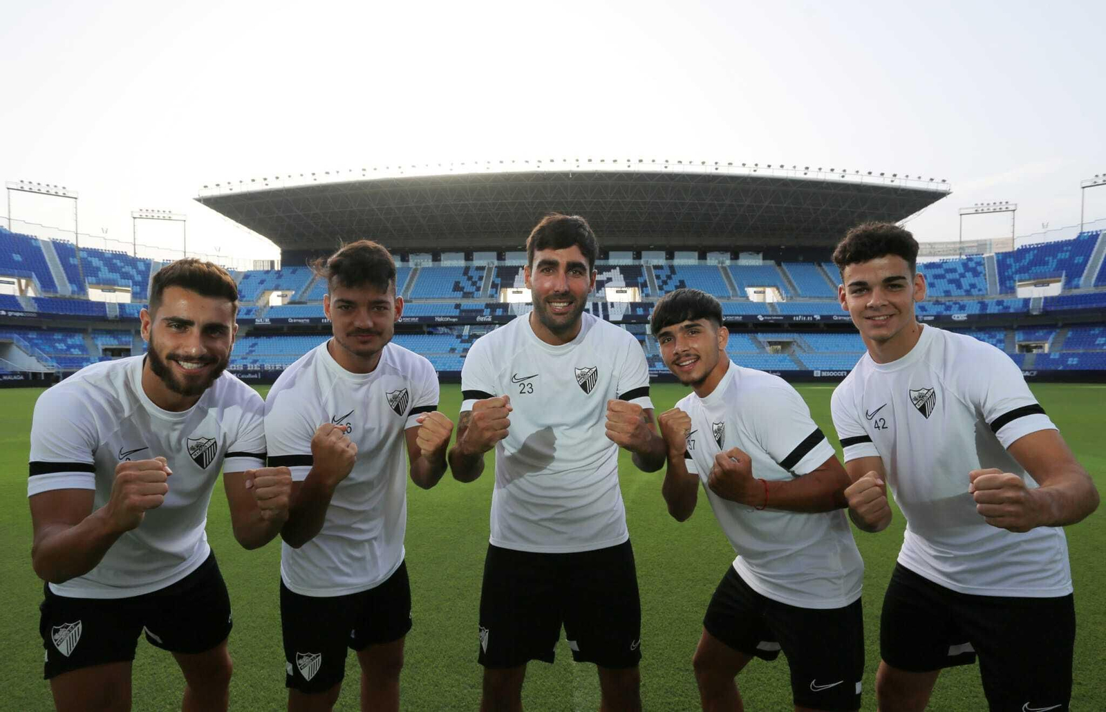 Luis Muñoz, Isma, Escassi, Kevin y Andrés Caro, en La Rosaleda.